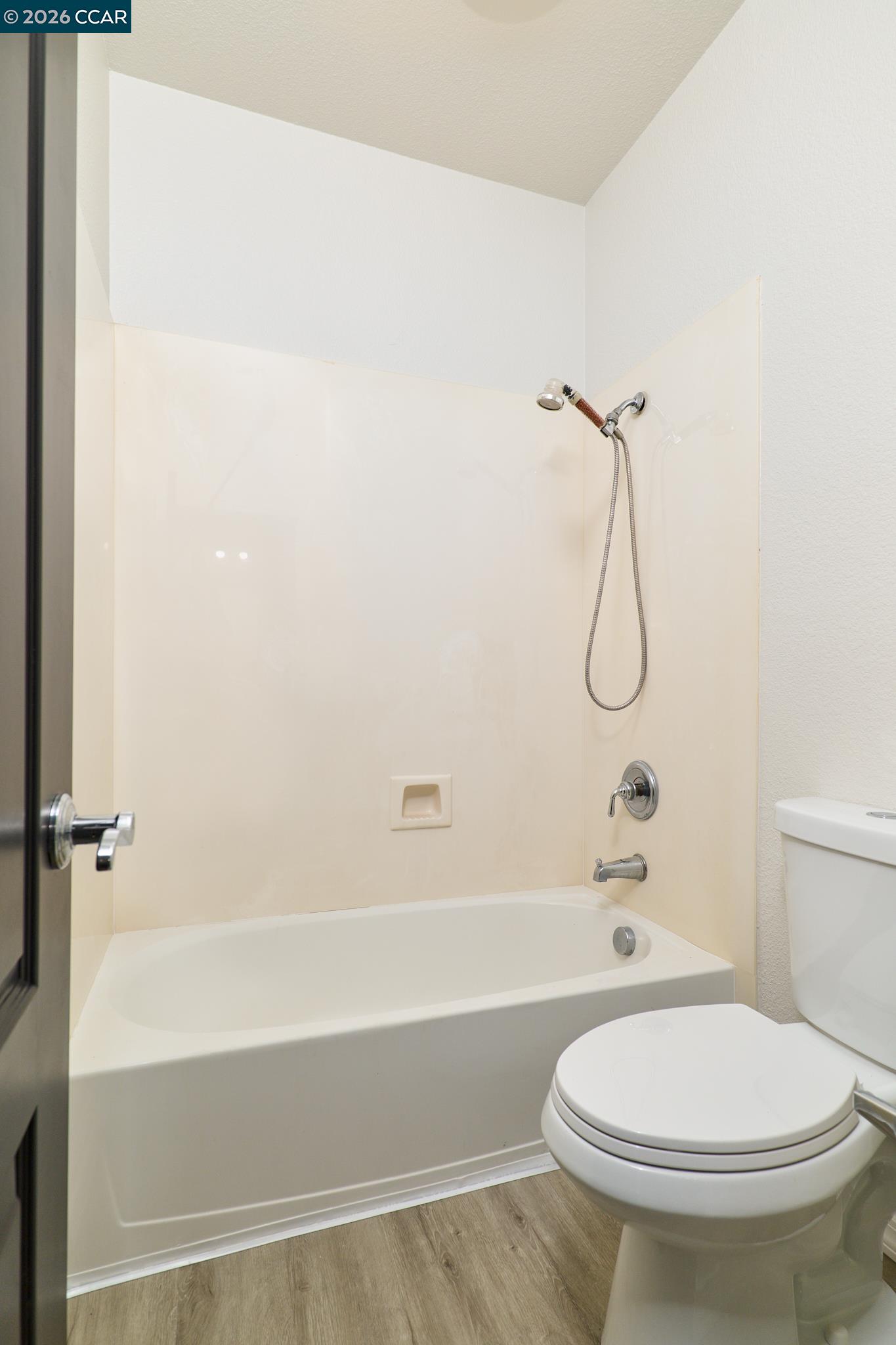 Detail Gallery Image 23 of 50 For 2323 Megan Dr, Oakley,  CA 94561 - 6 Beds | 4 Baths