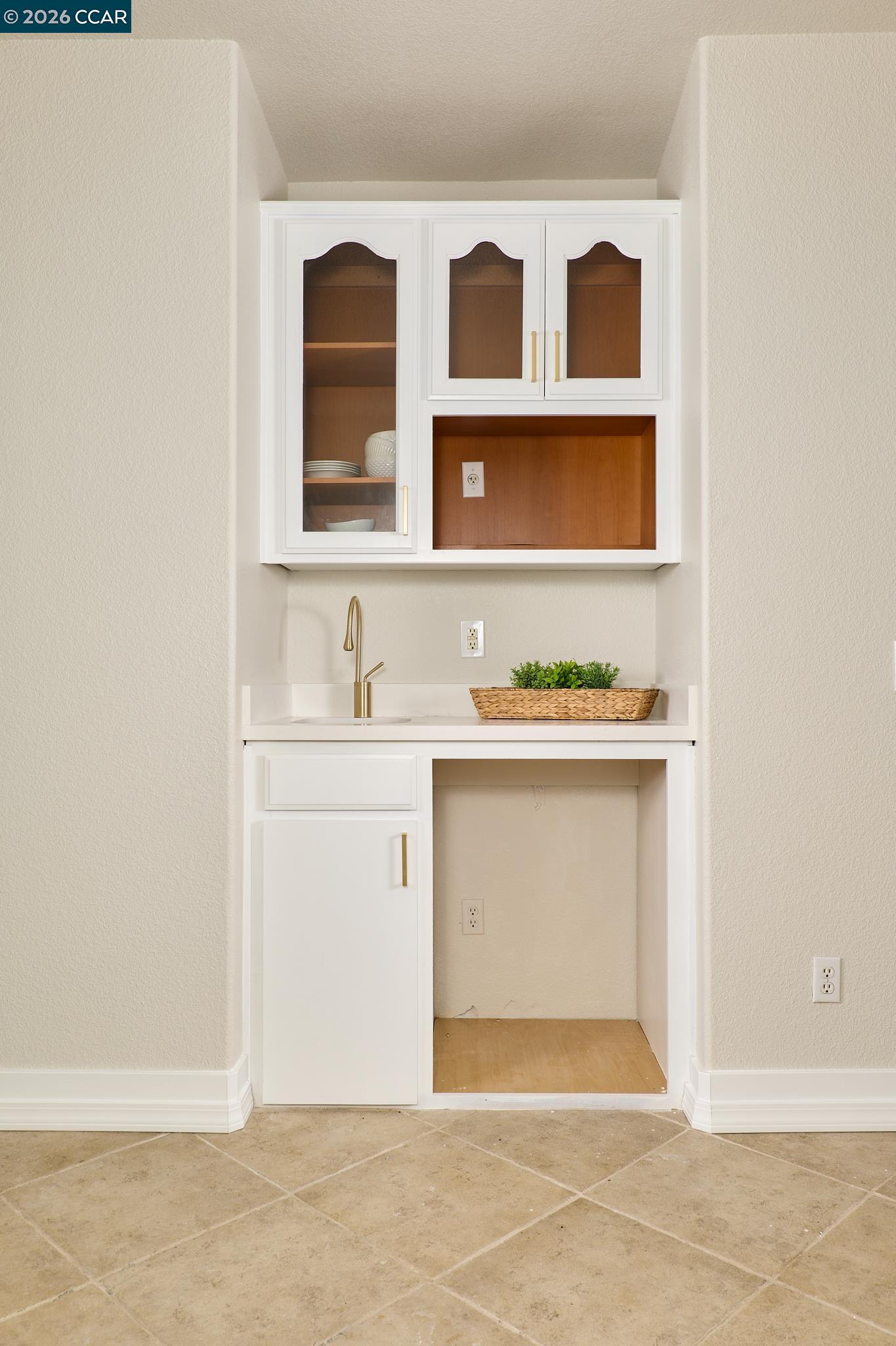 Detail Gallery Image 35 of 50 For 2323 Megan Dr, Oakley,  CA 94561 - 6 Beds | 4 Baths