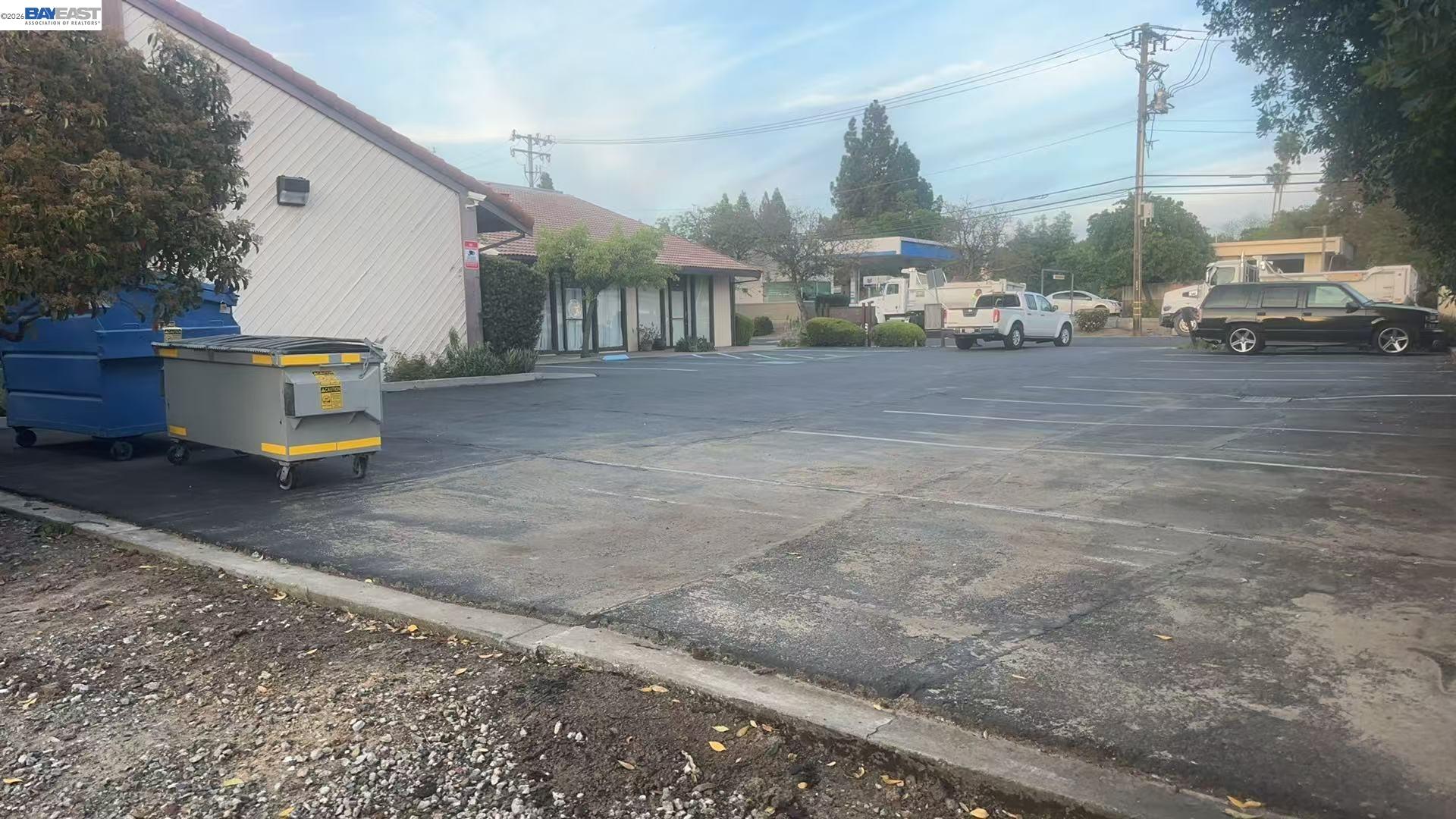 Detail Gallery Image 12 of 12 For 1710 Linda Dr, Pleasant Hill,  CA 94523 - – Beds | – Baths