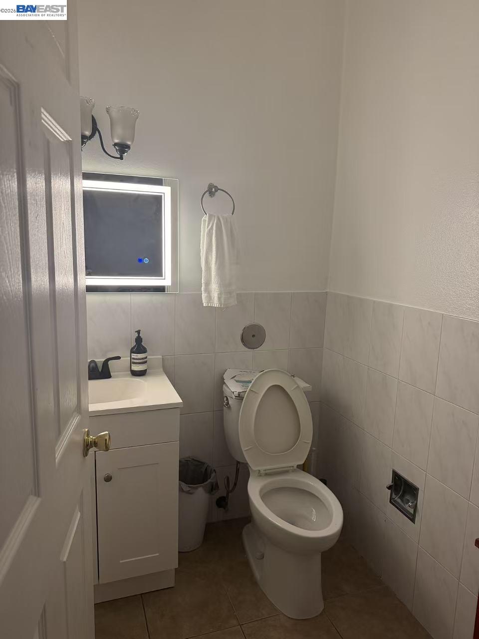 Detail Gallery Image 9 of 12 For 1710 Linda Dr, Pleasant Hill,  CA 94523 - – Beds | – Baths