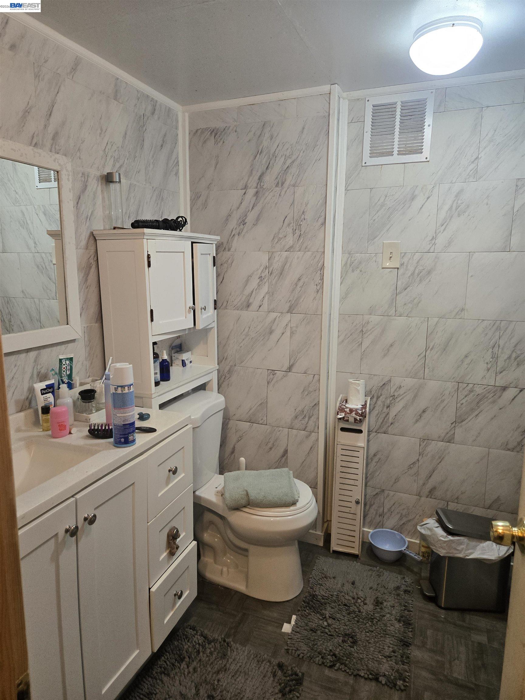 Detail Gallery Image 17 of 29 For 1345 53rd Ave, Oakland,  CA 94601 - 2 Beds | 2 Baths