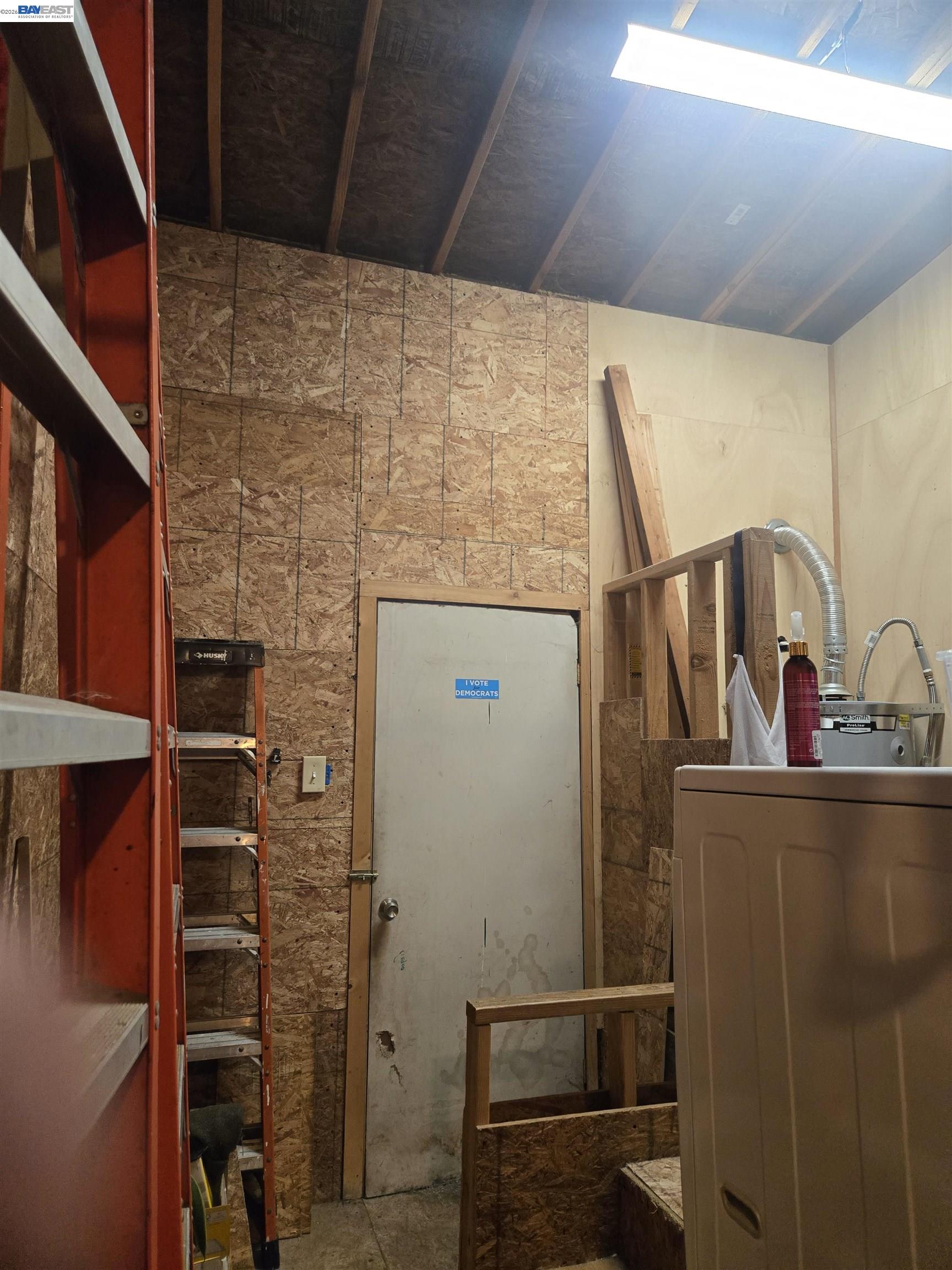 Detail Gallery Image 21 of 29 For 1345 53rd Ave, Oakland,  CA 94601 - 2 Beds | 2 Baths