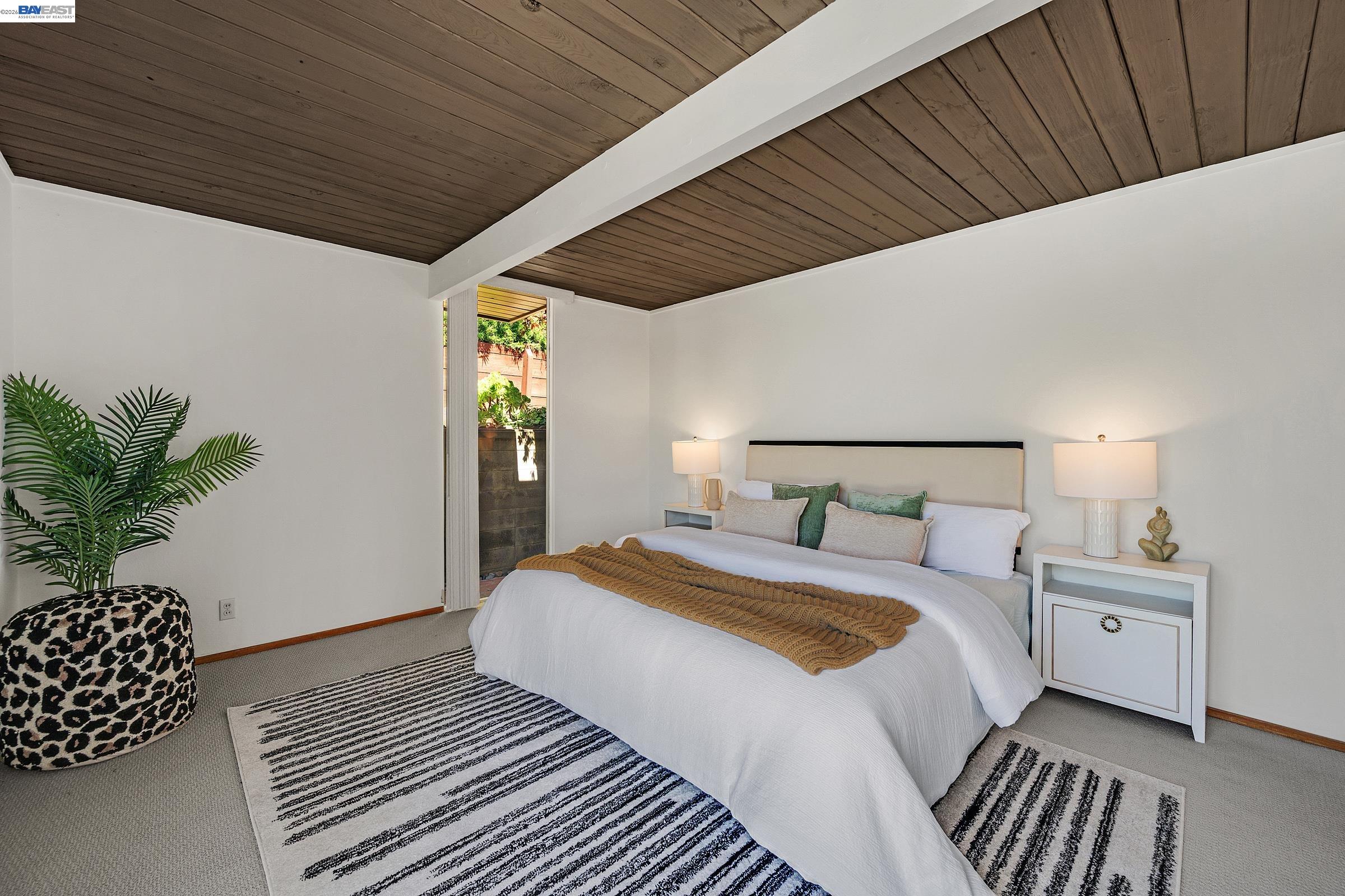 5354 Greenridge Rd, Castro Valley, CA, 94552