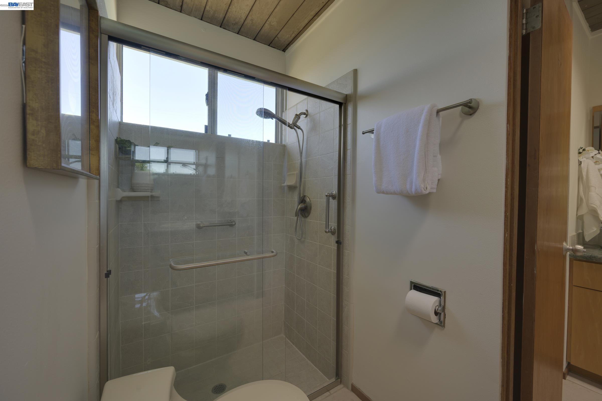 5354 Greenridge Rd, Castro Valley, CA, 94552