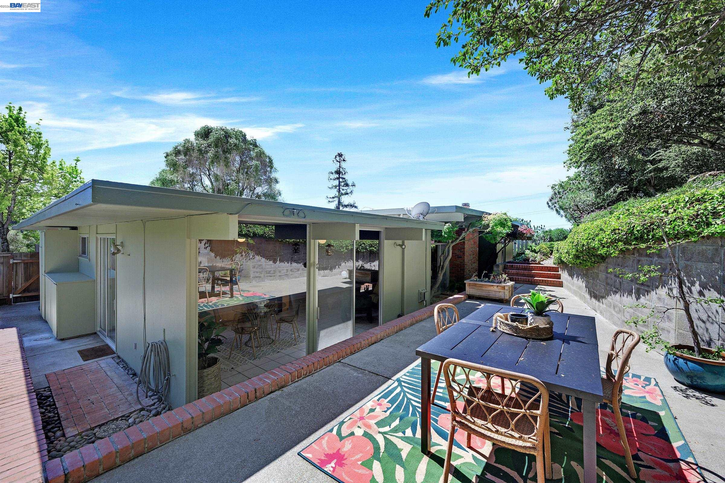 5354 Greenridge Rd, Castro Valley, CA, 94552