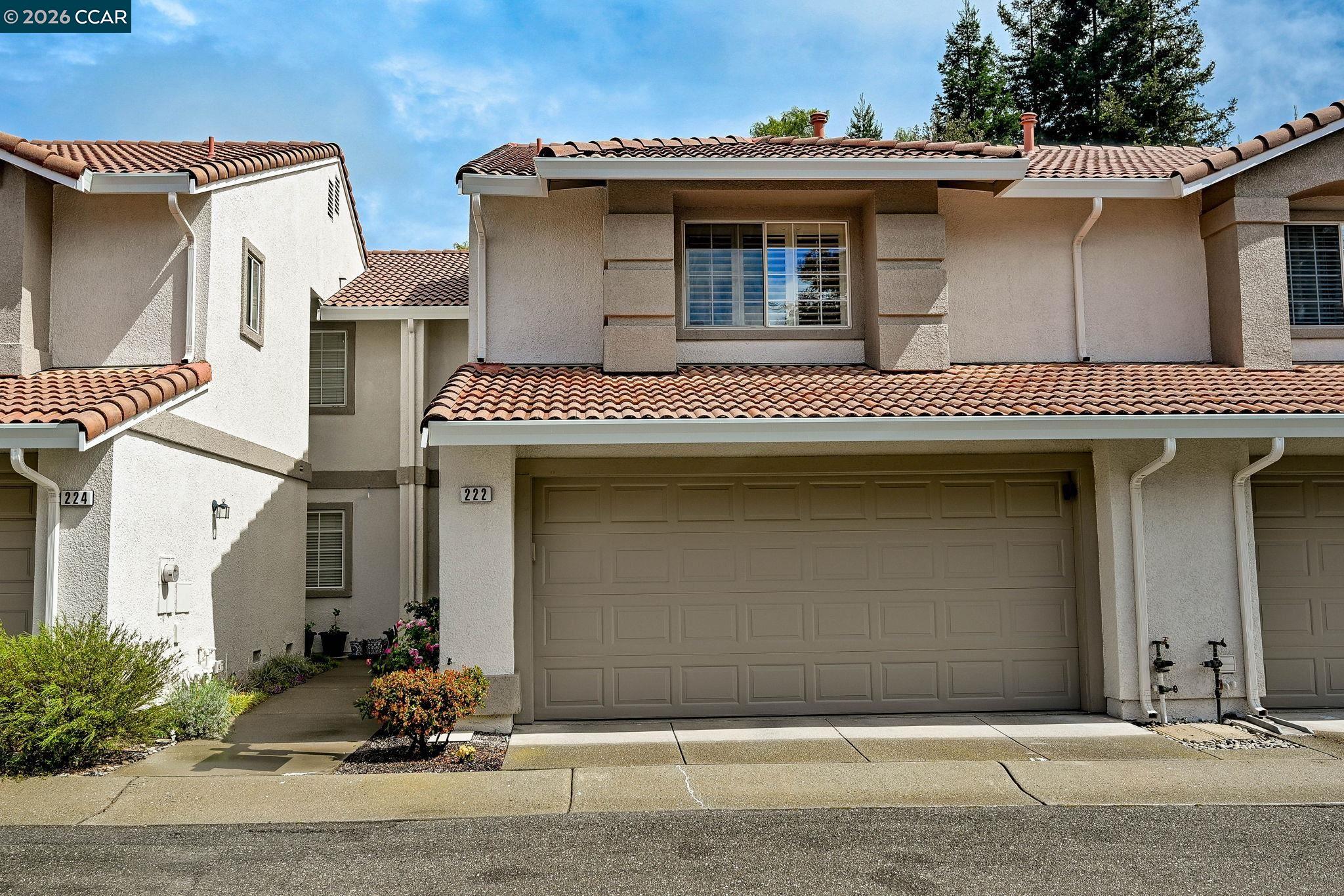 Photo #2: 41129875 Listing: Photo #2