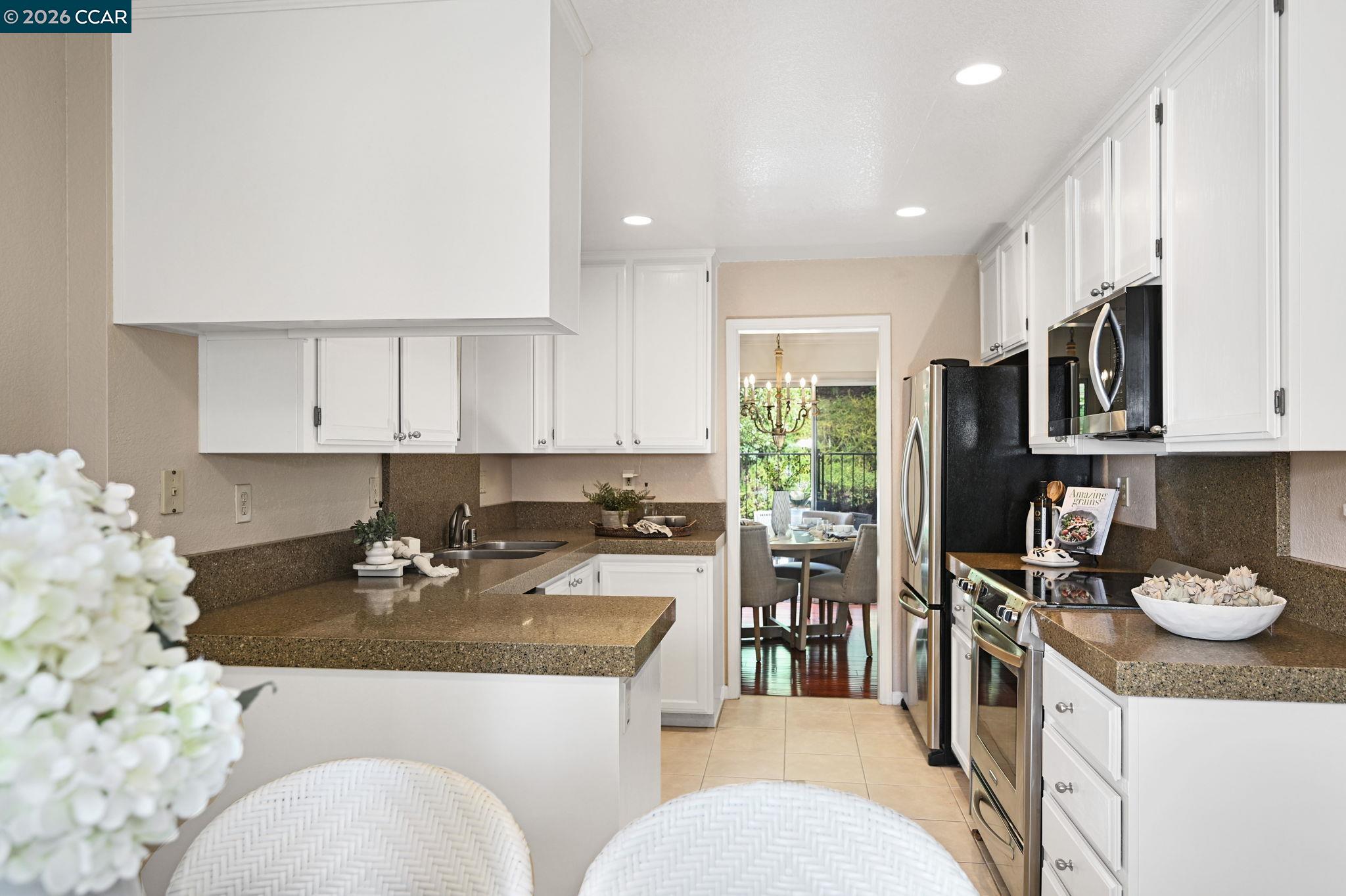 Photo #11: 41129875 Listing: Photo #11