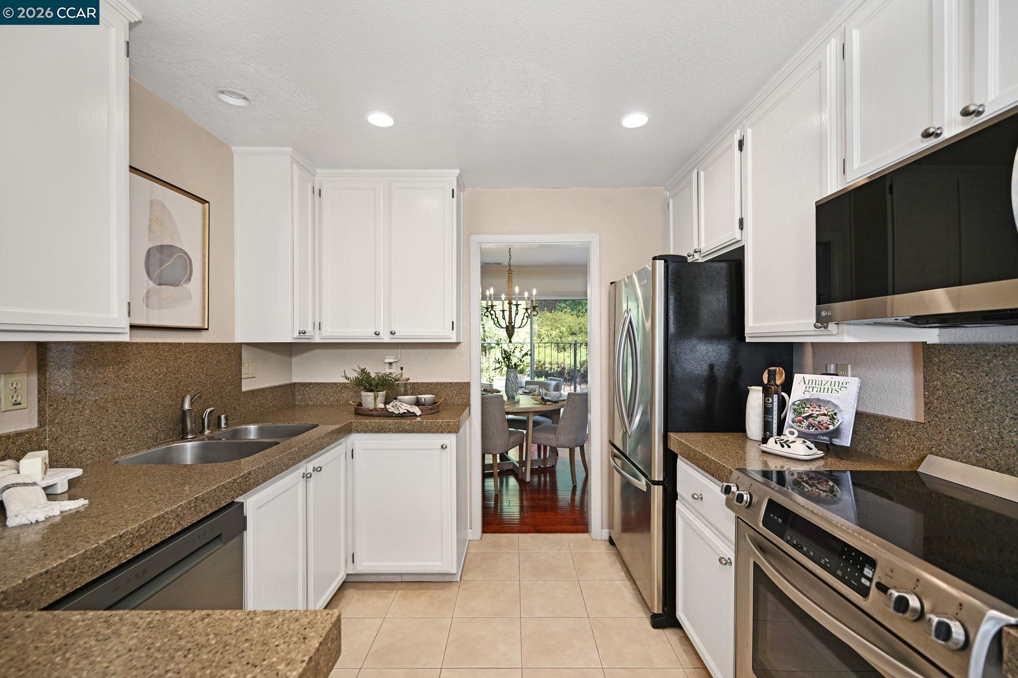 Photo #13: 41129875 Listing: Photo #13
