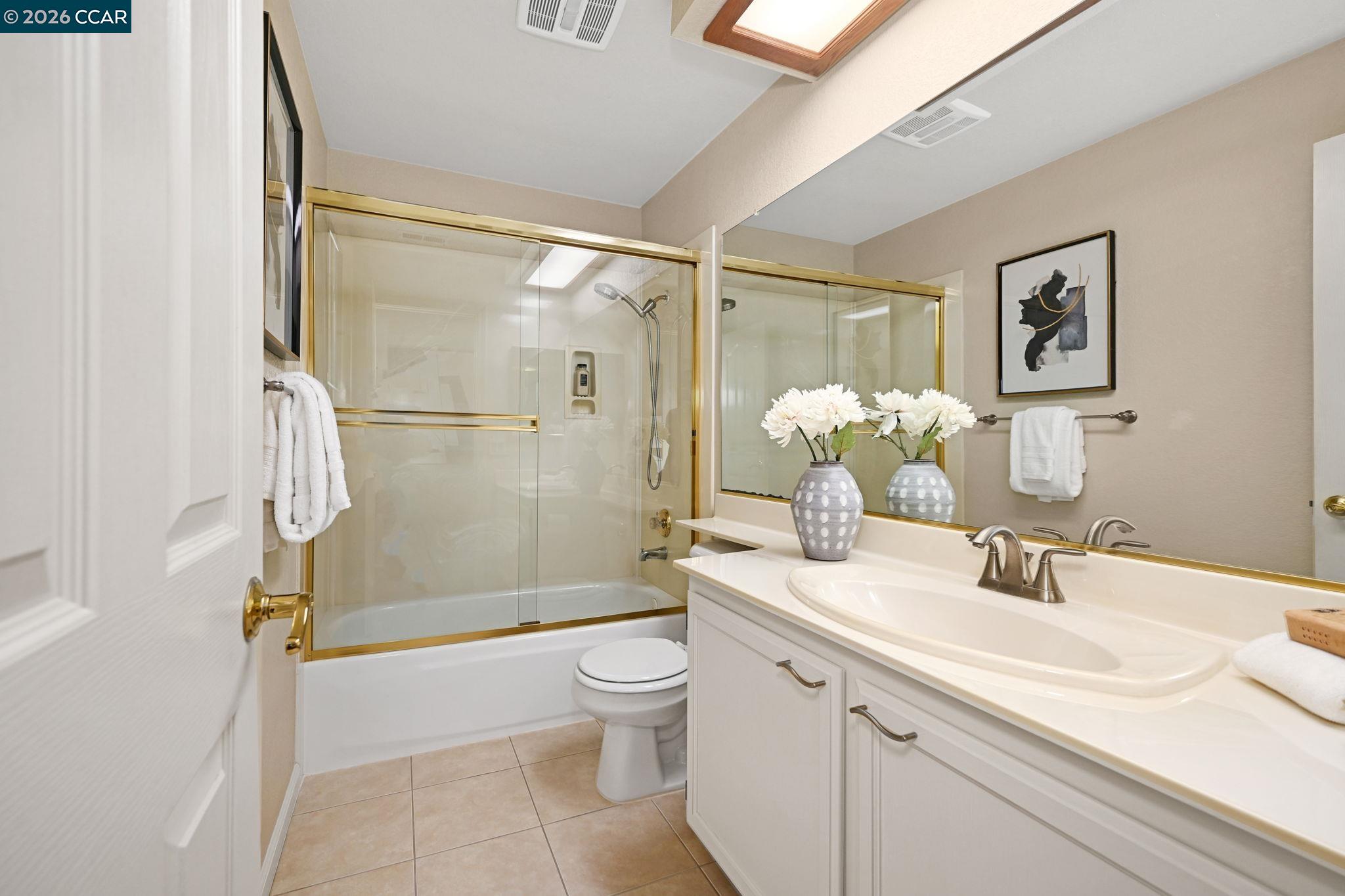 Photo #17: 41129875 Listing: Photo #17
