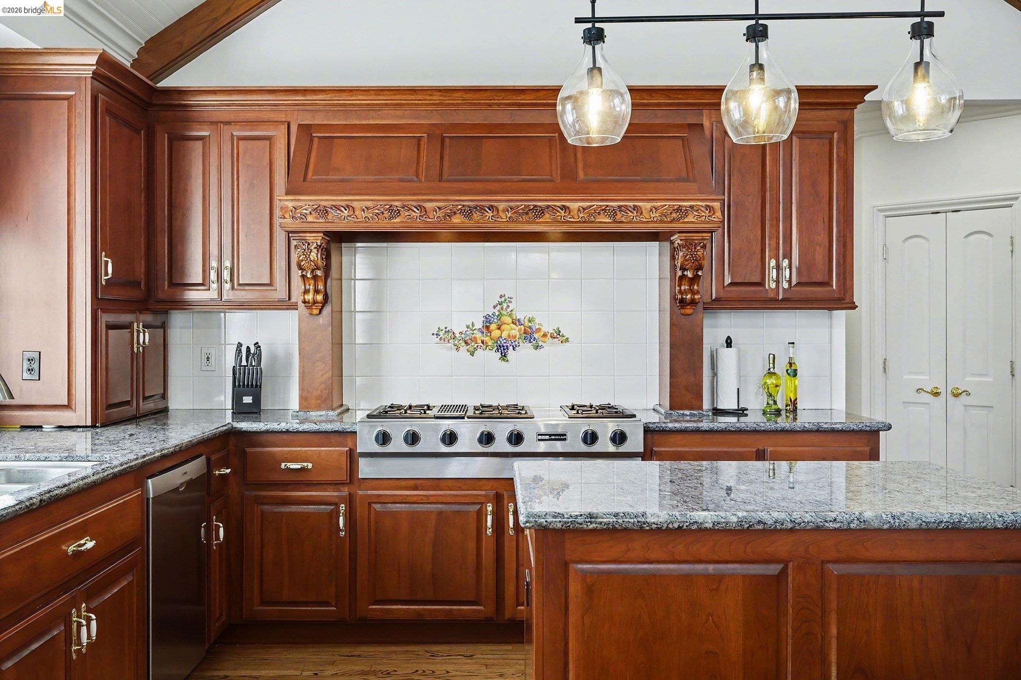 Detail Gallery Image 16 of 40 For 131 Loren Ln, Oakley,  CA 94561 - 3 Beds | 2/1 Baths