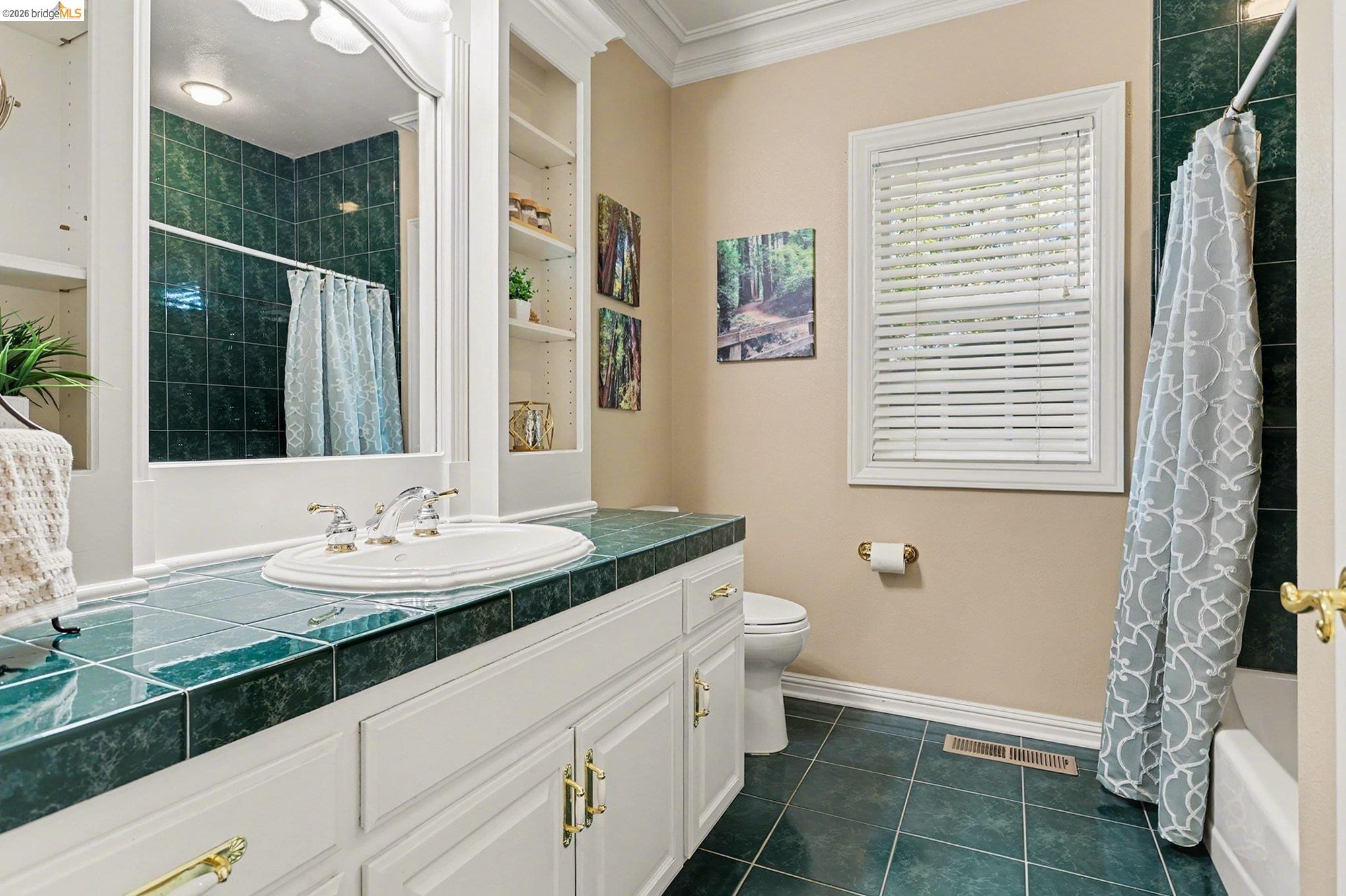Detail Gallery Image 27 of 40 For 131 Loren Ln, Oakley,  CA 94561 - 3 Beds | 2/1 Baths
