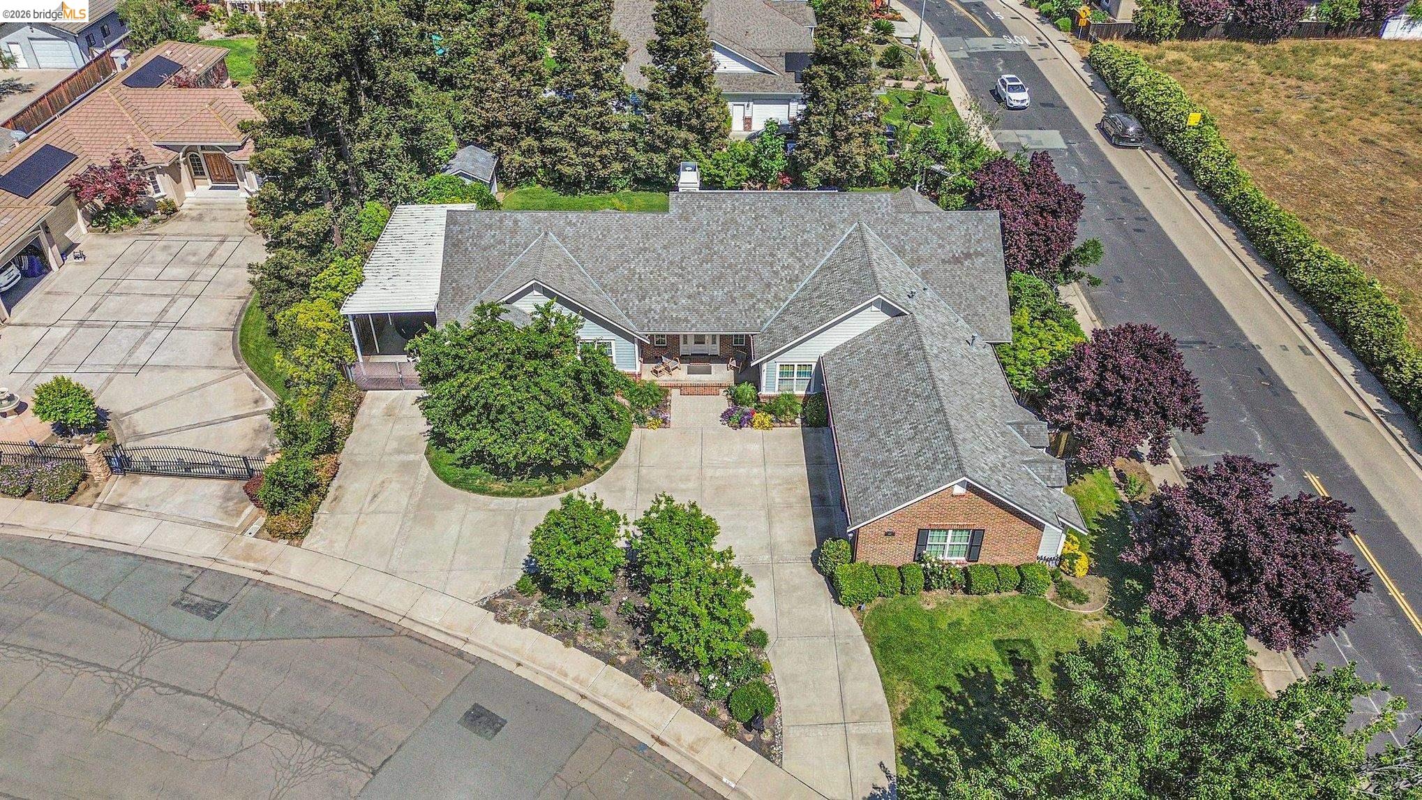 Detail Gallery Image 37 of 40 For 131 Loren Ln, Oakley,  CA 94561 - 3 Beds | 2/1 Baths