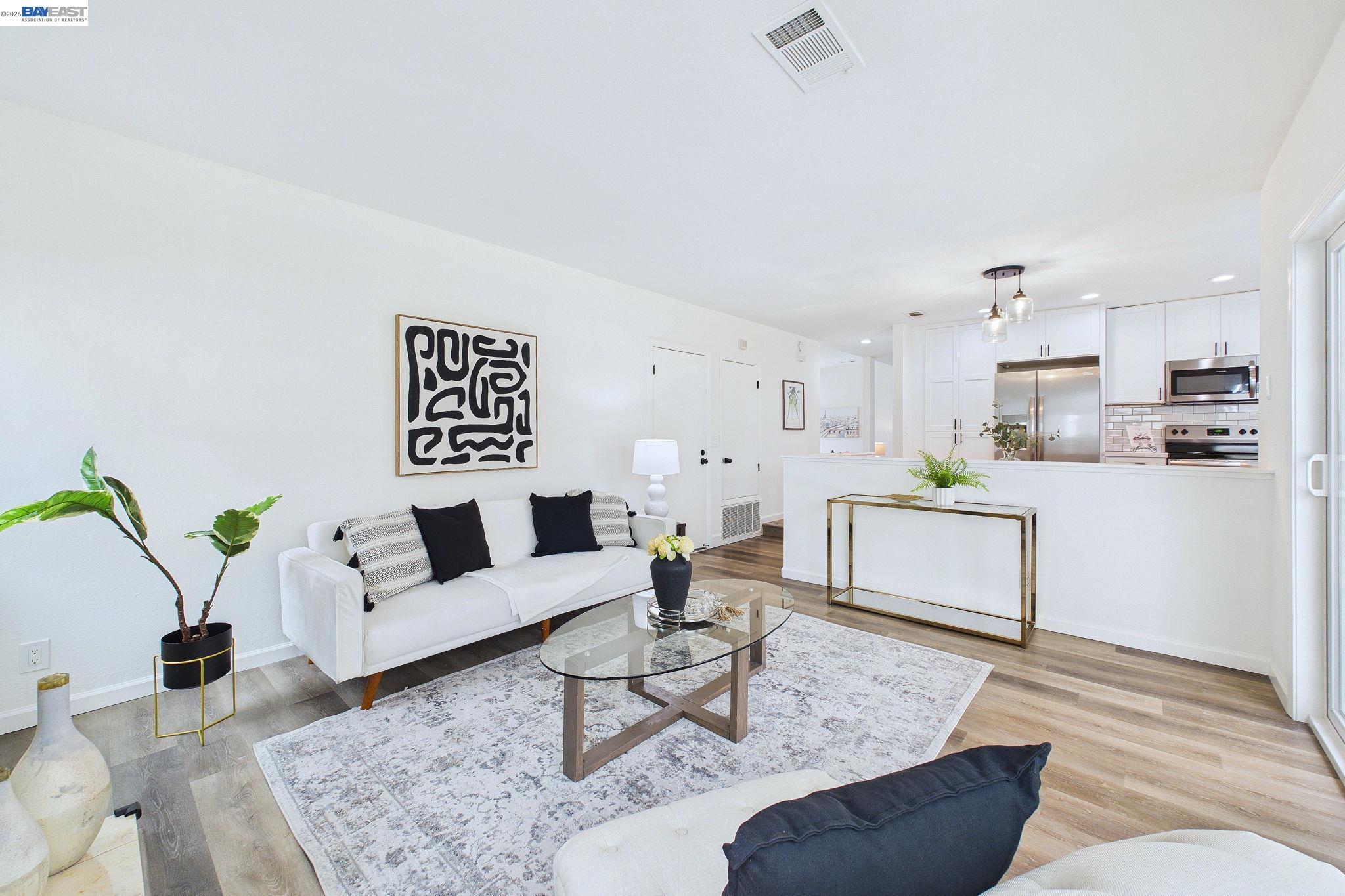 Detail Gallery Image 11 of 55 For 9953 Mangos Dr, San Ramon,  CA 94583 - 3 Beds | 2 Baths