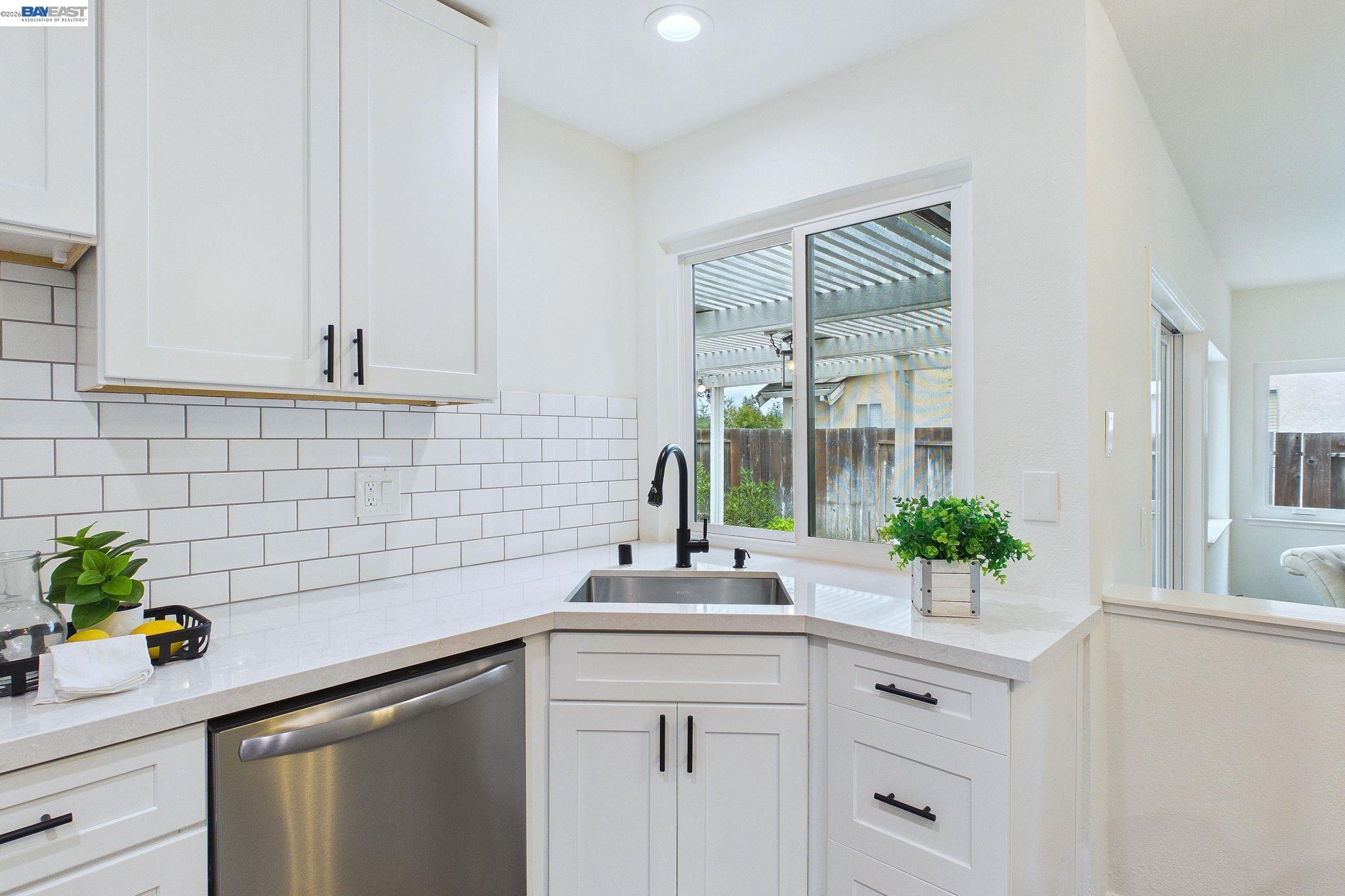 Detail Gallery Image 18 of 55 For 9953 Mangos Dr, San Ramon,  CA 94583 - 3 Beds | 2 Baths