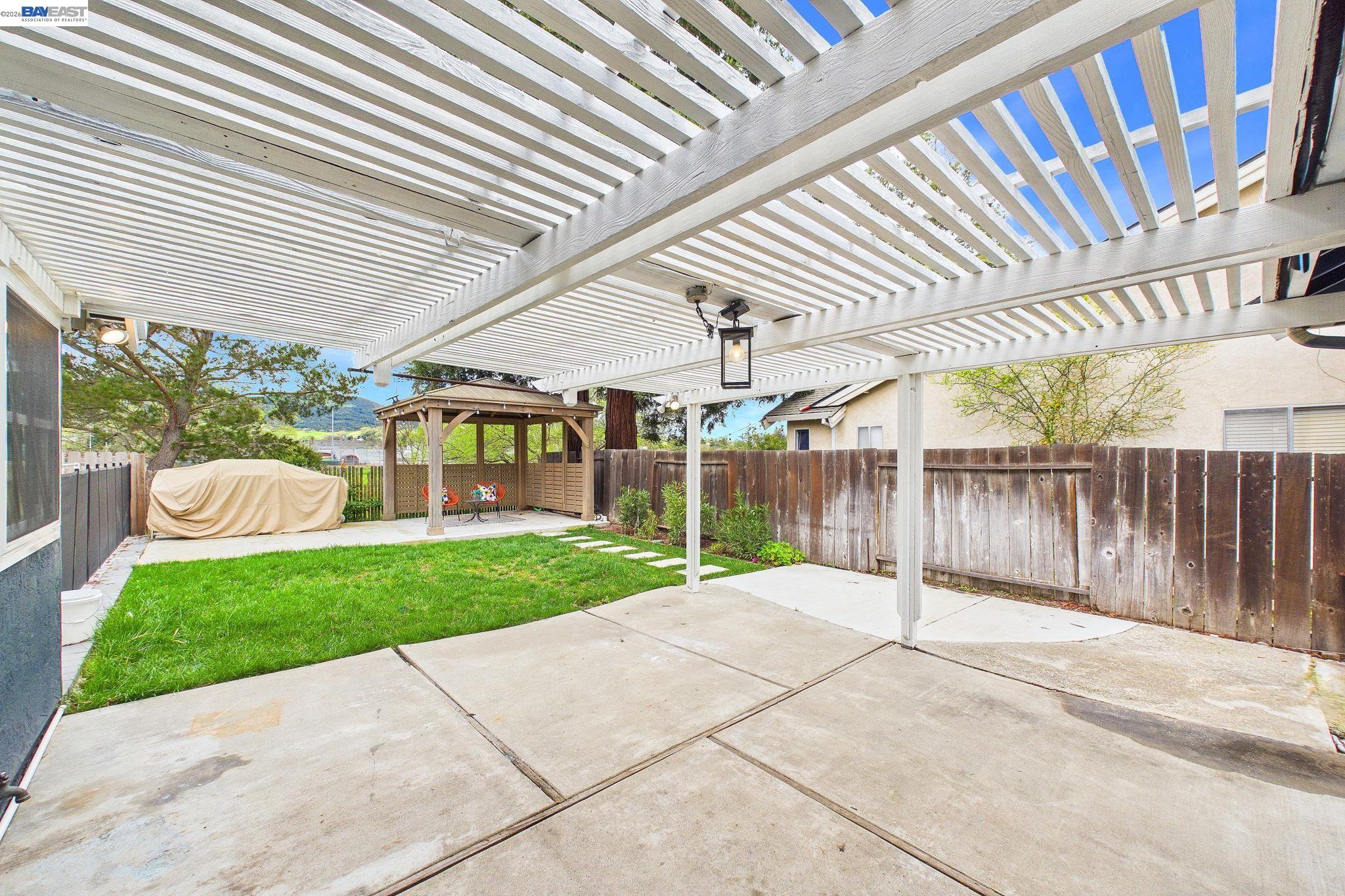 Detail Gallery Image 32 of 55 For 9953 Mangos Dr, San Ramon,  CA 94583 - 3 Beds | 2 Baths