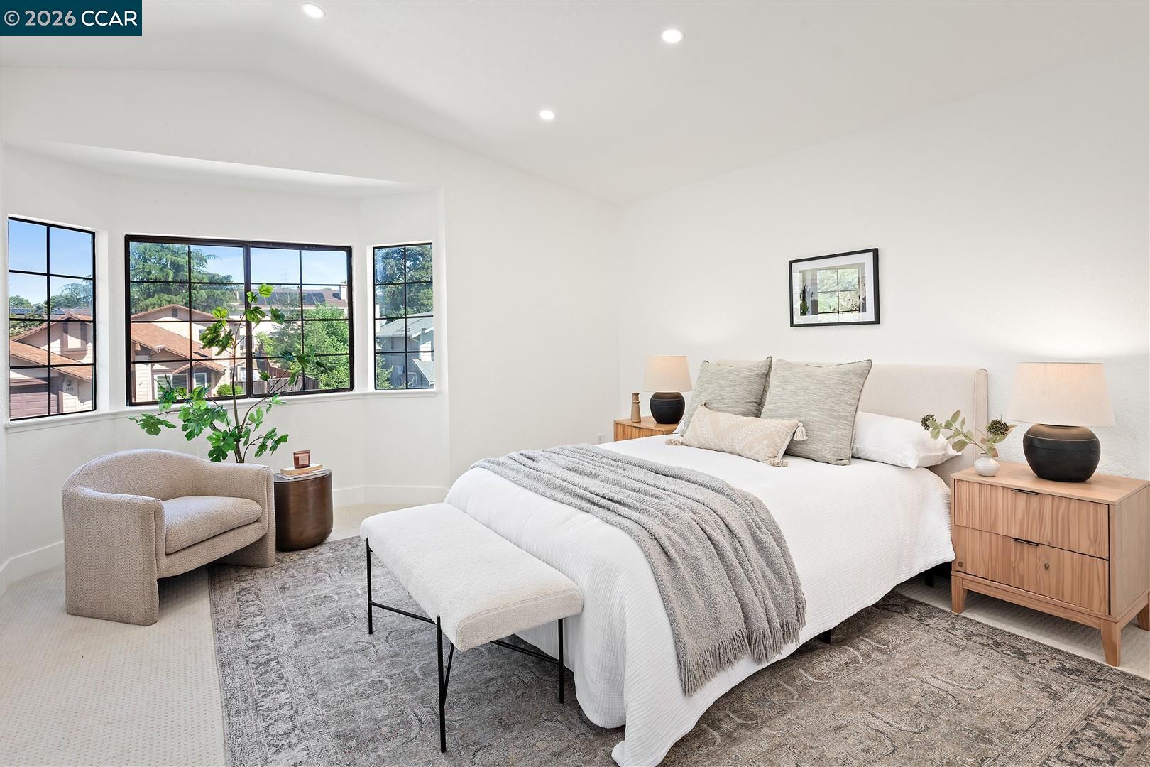 Detail Gallery Image 30 of 60 For 2419 Hill View Ln, Pinole,  CA 94564 - 5 Beds | 2/1 Baths