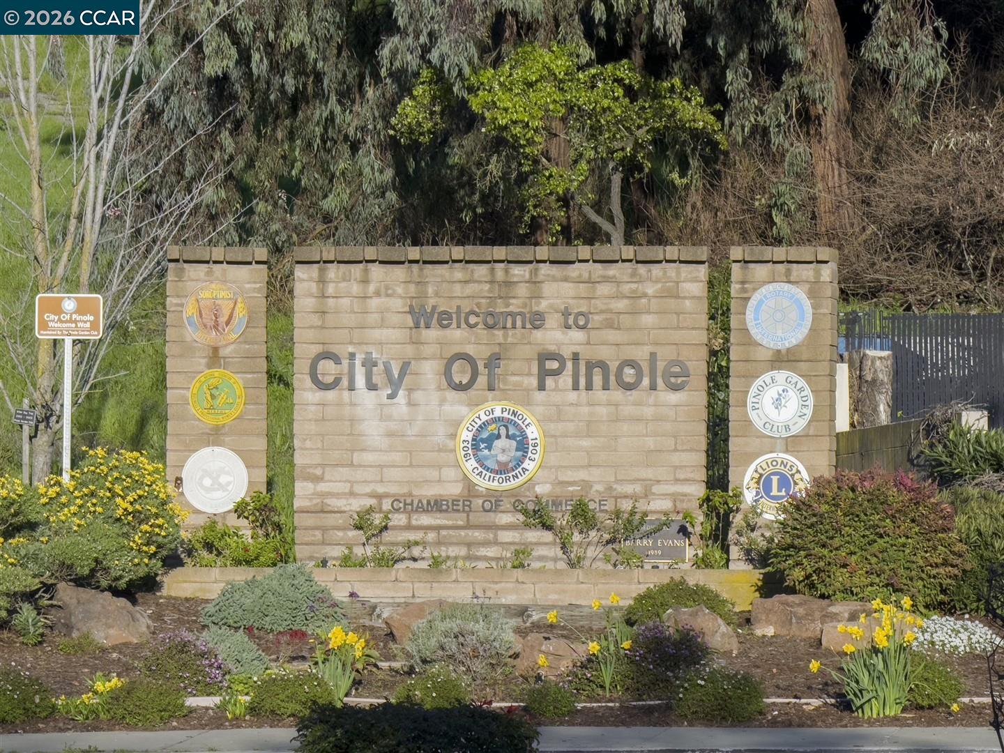 Detail Gallery Image 51 of 60 For 2419 Hill View Ln, Pinole,  CA 94564 - 5 Beds | 2/1 Baths