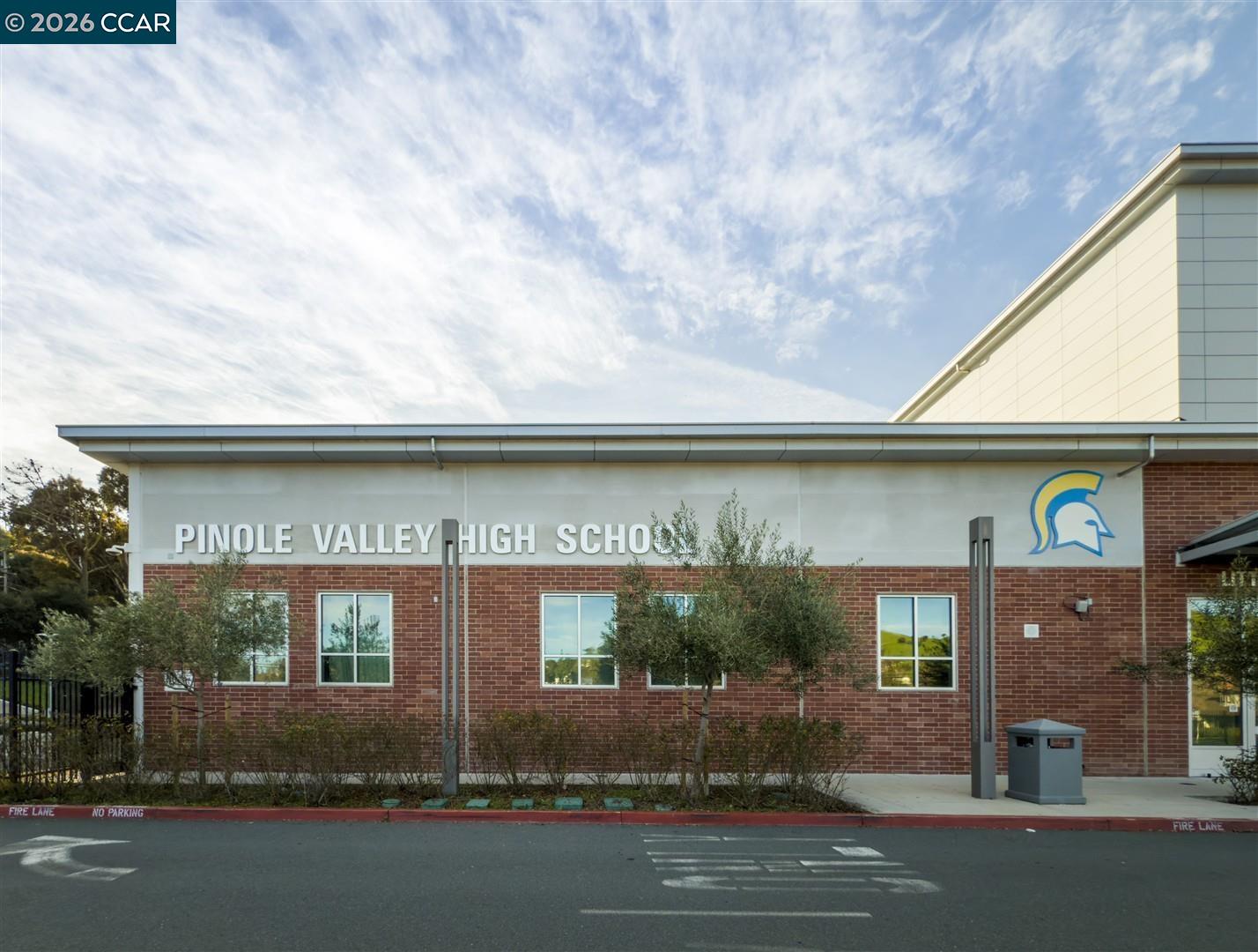 Detail Gallery Image 54 of 60 For 2419 Hill View Ln, Pinole,  CA 94564 - 5 Beds | 2/1 Baths