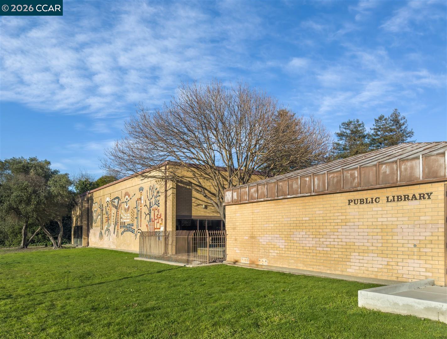 Detail Gallery Image 57 of 60 For 2419 Hill View Ln, Pinole,  CA 94564 - 5 Beds | 2/1 Baths