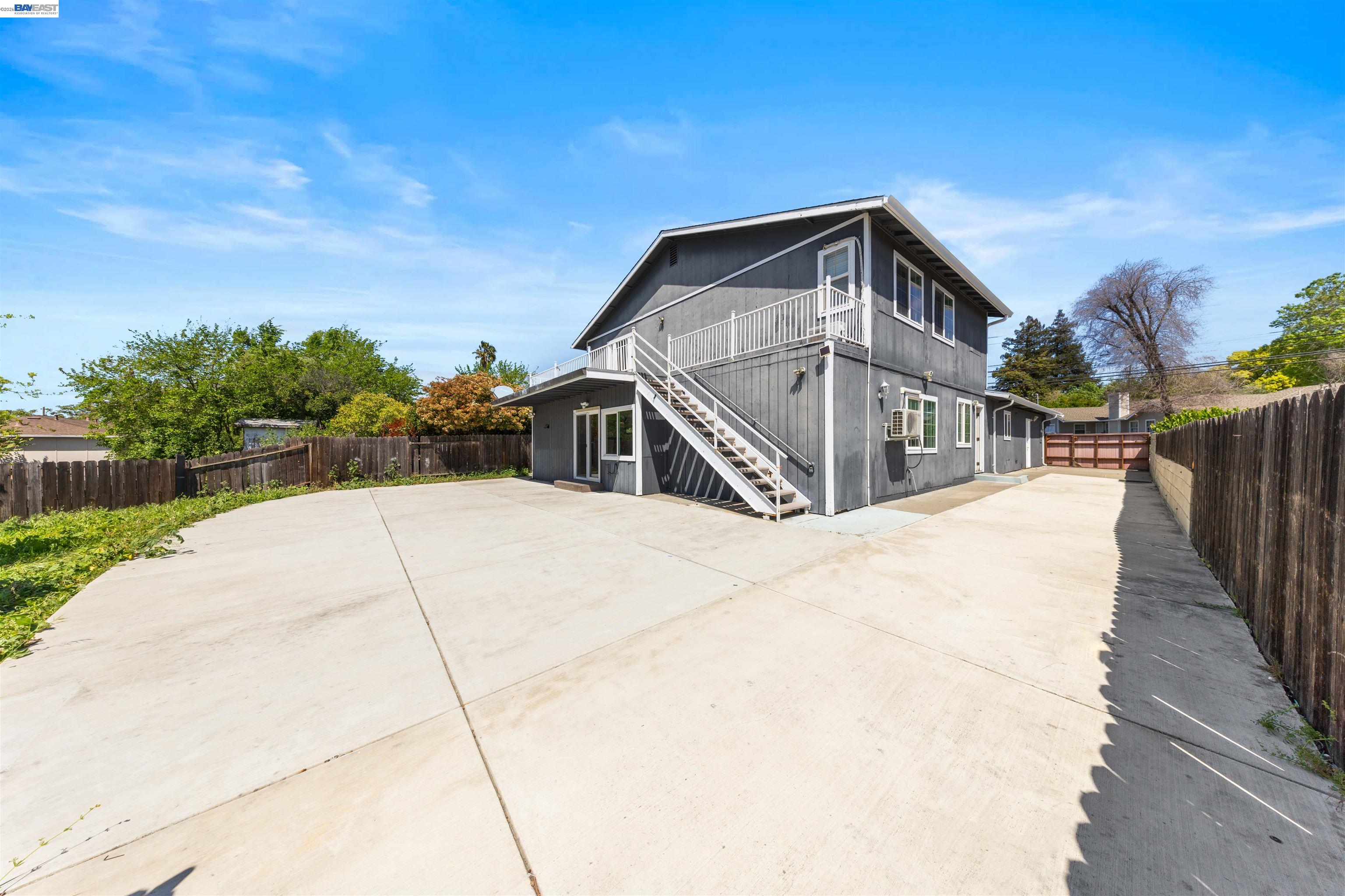 2102 Overhill Rd, Concord, CA, 94520