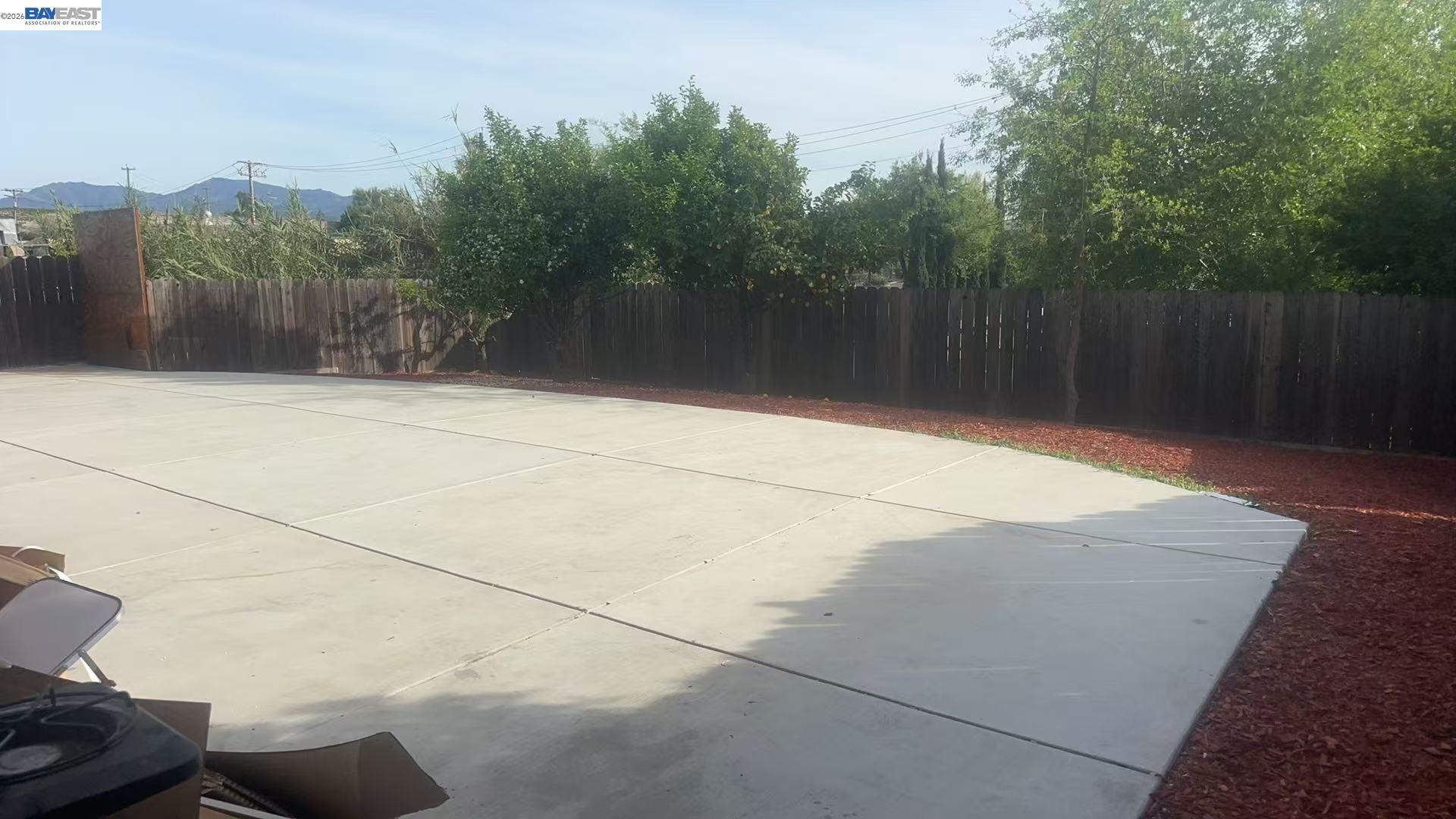 Detail Gallery Image 36 of 52 For 2102 Overhill Rd, Concord,  CA 94520 - 6 Beds | 3 Baths