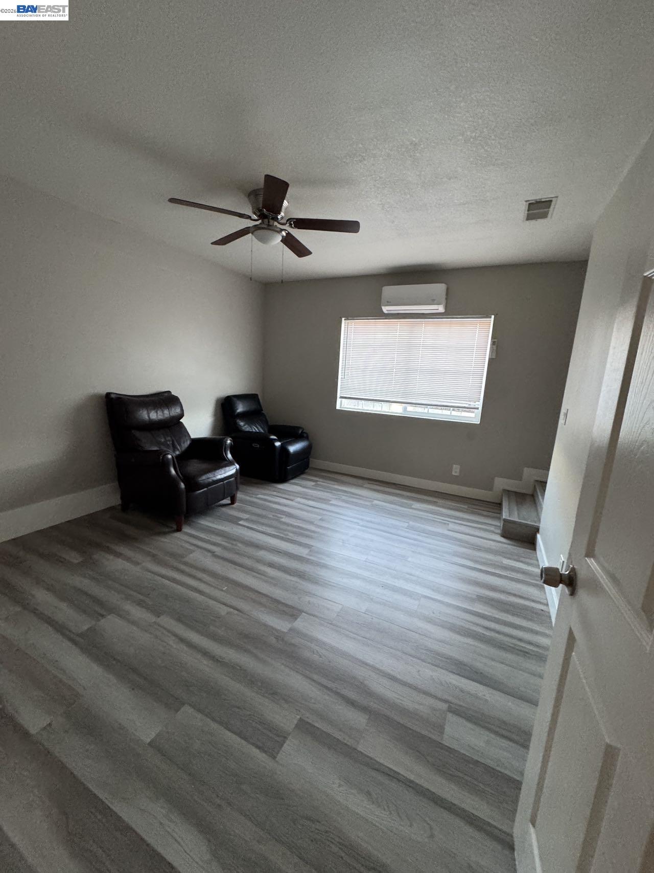 Detail Gallery Image 41 of 52 For 2102 Overhill Rd, Concord,  CA 94520 - 6 Beds | 3 Baths