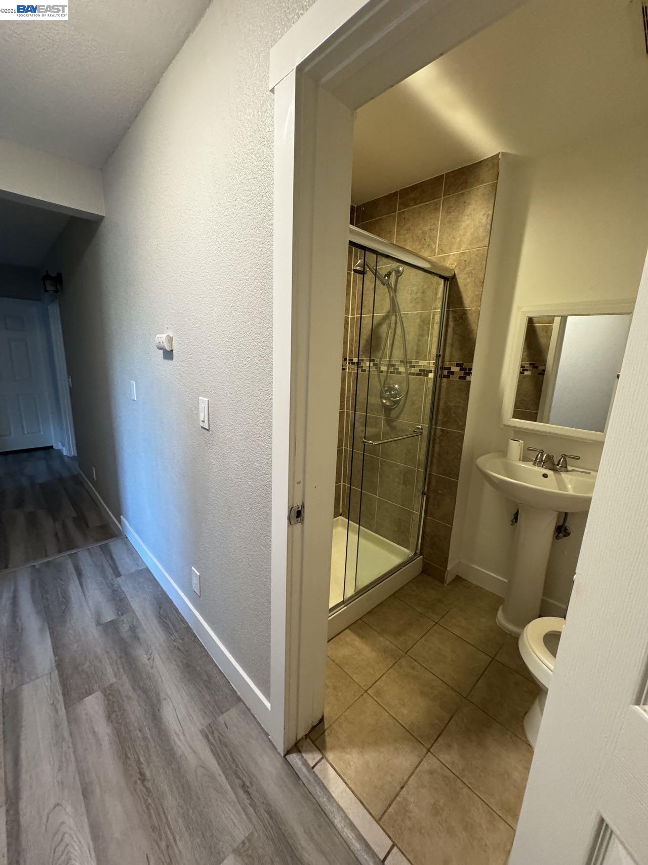 Detail Gallery Image 44 of 52 For 2102 Overhill Rd, Concord,  CA 94520 - 6 Beds | 3 Baths