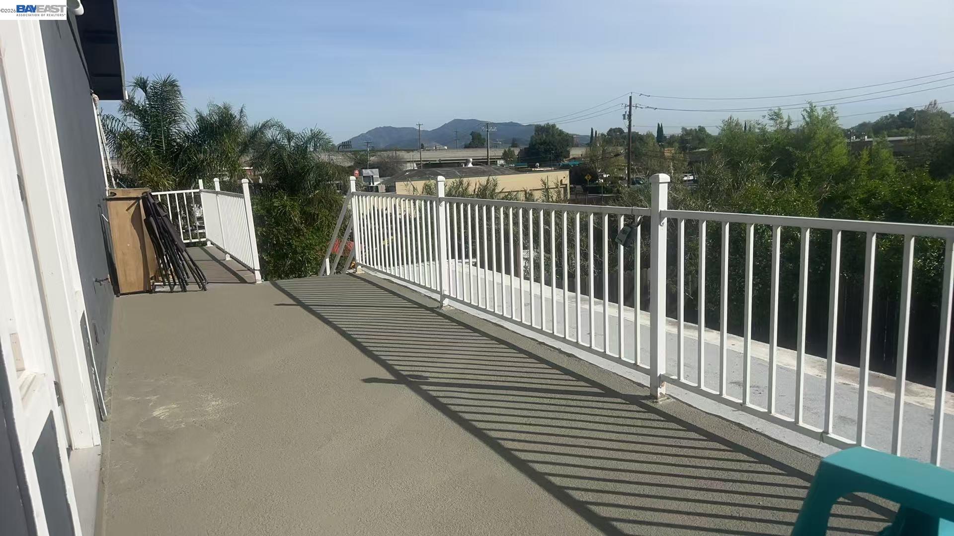 Detail Gallery Image 52 of 52 For 2102 Overhill Rd, Concord,  CA 94520 - 6 Beds | 3 Baths