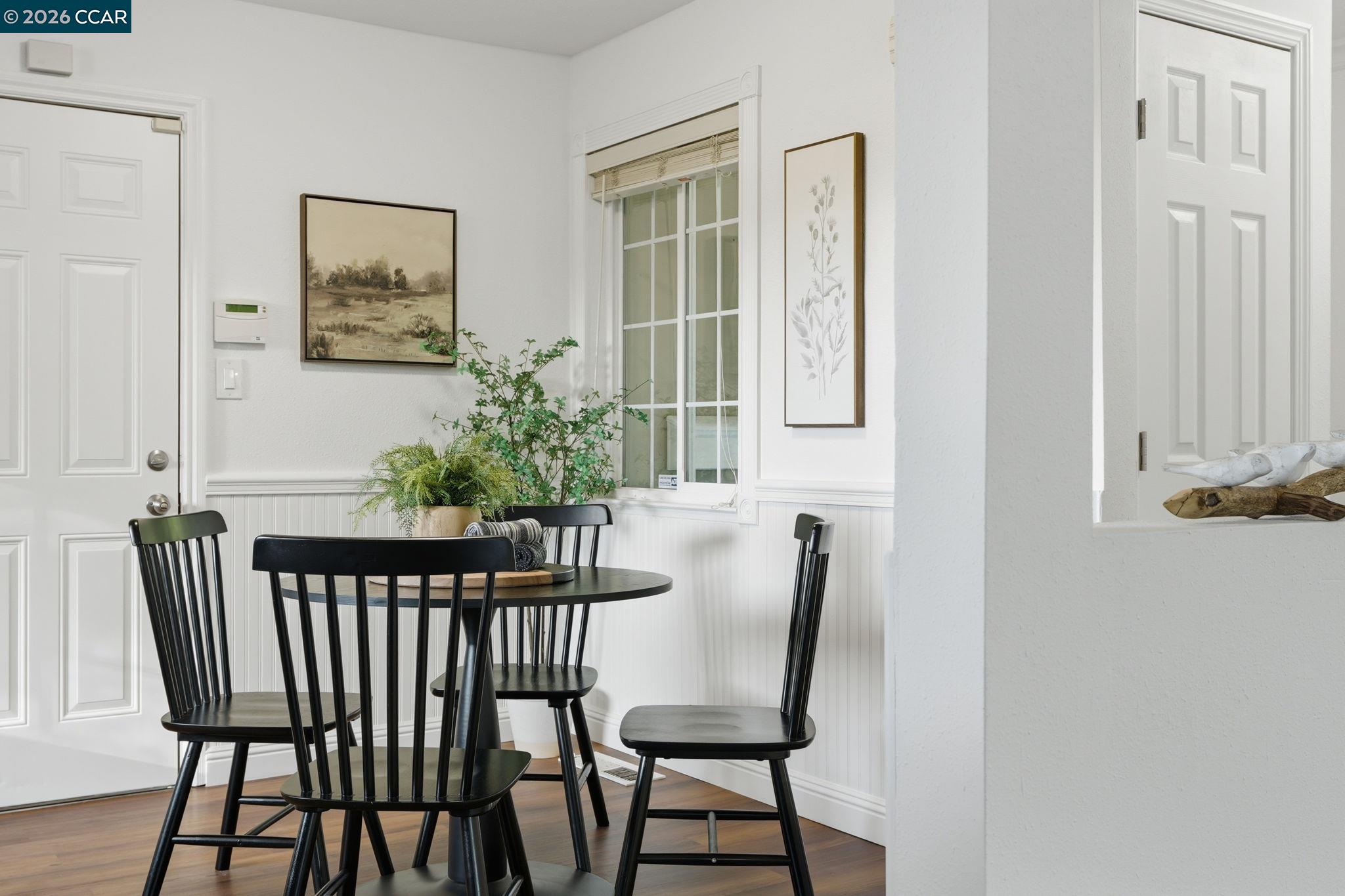 Detail Gallery Image 20 of 41 For 2313 Panoramic Dr, Concord,  CA 94520 - 4 Beds | 2 Baths