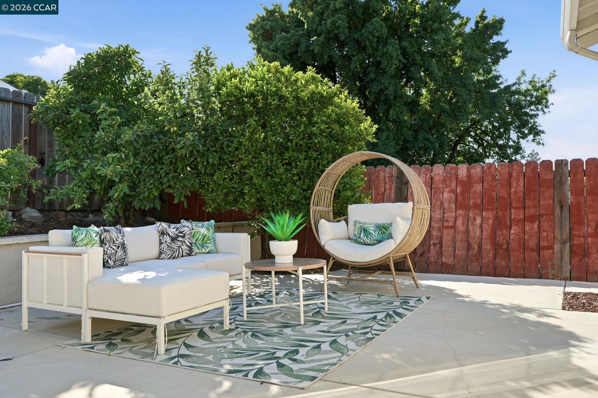 Detail Gallery Image 38 of 41 For 2313 Panoramic Dr, Concord,  CA 94520 - 4 Beds | 2 Baths