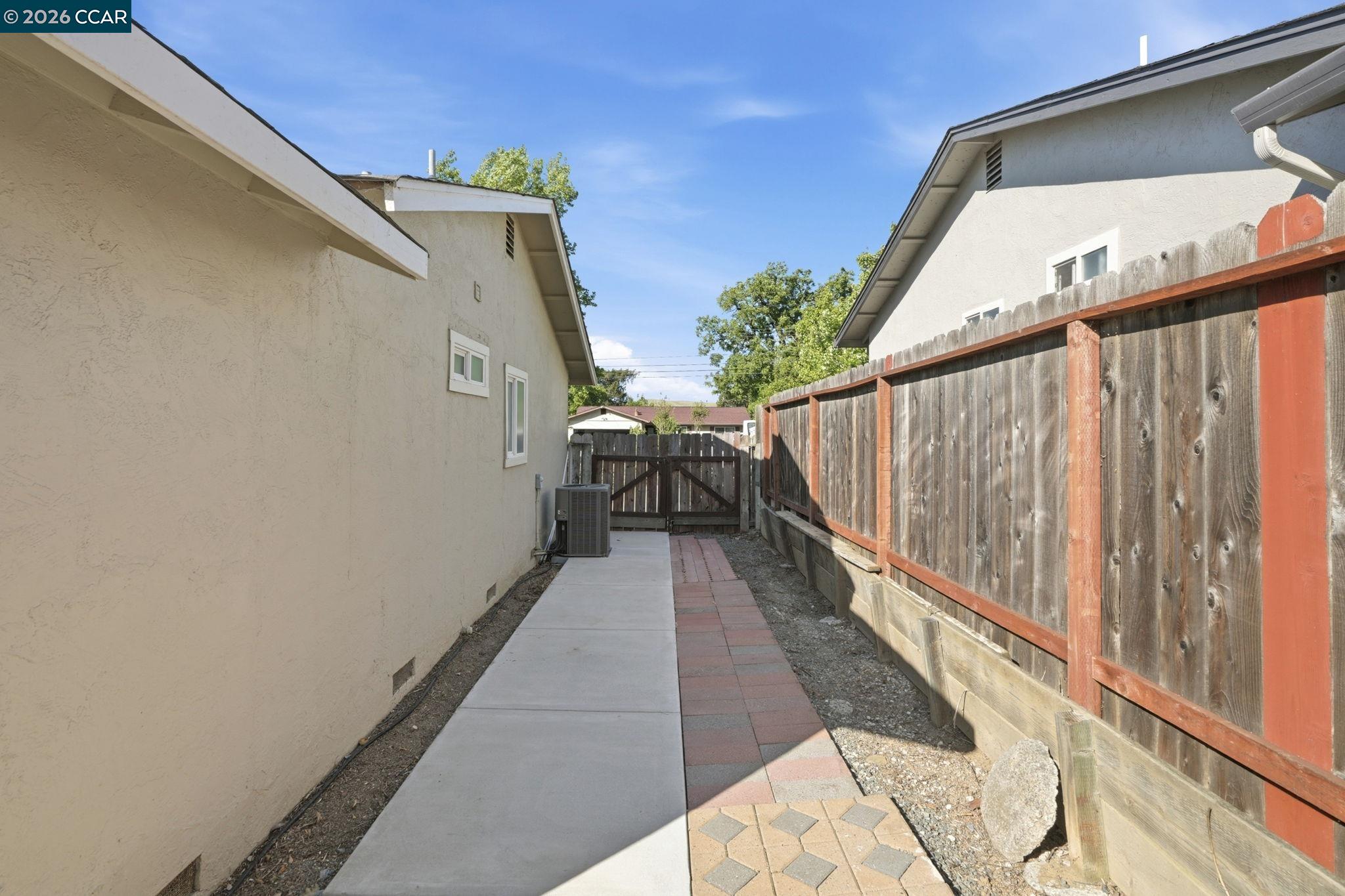 Detail Gallery Image 41 of 41 For 2313 Panoramic Dr, Concord,  CA 94520 - 4 Beds | 2 Baths