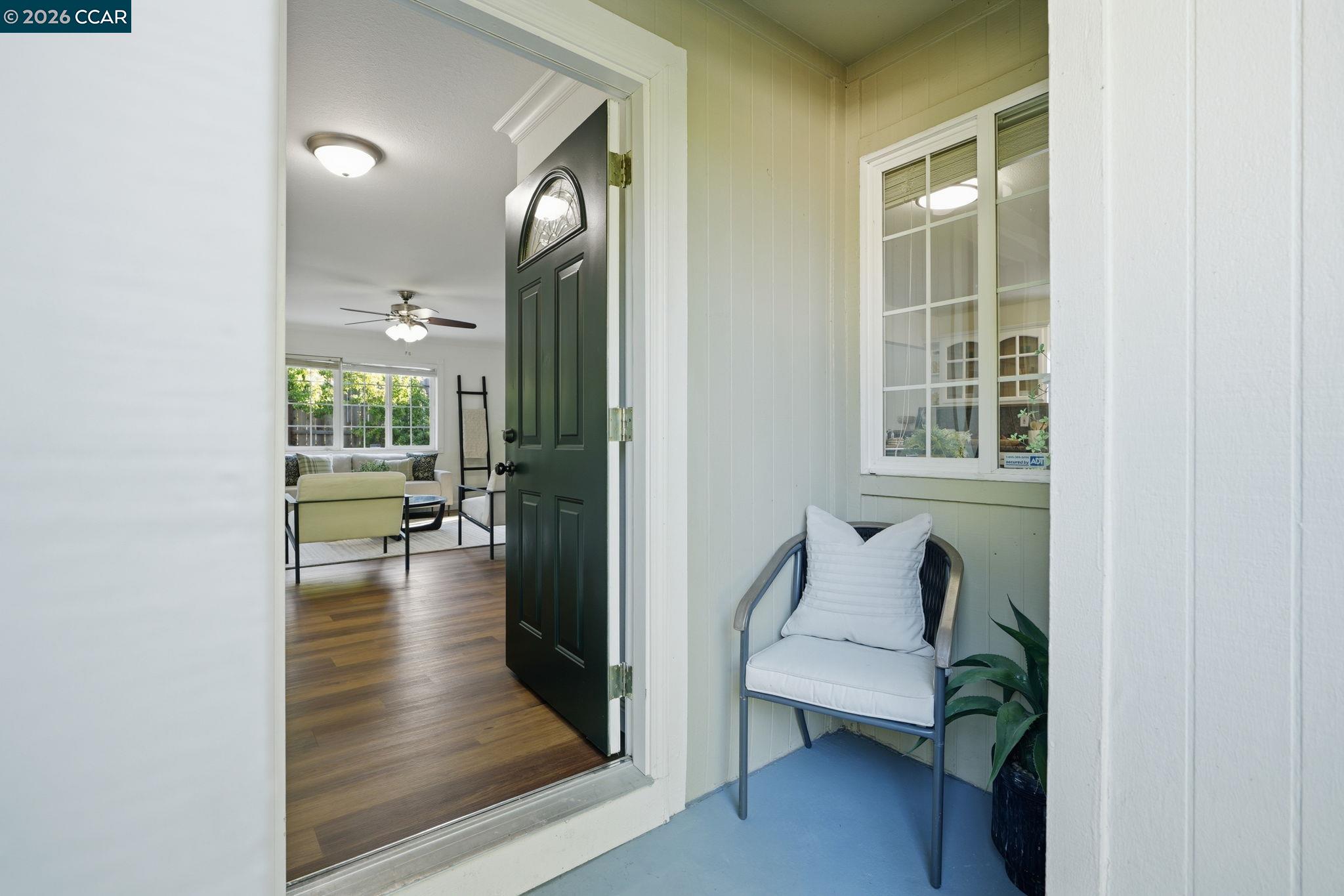 Detail Gallery Image 6 of 41 For 2313 Panoramic Dr, Concord,  CA 94520 - 4 Beds | 2 Baths