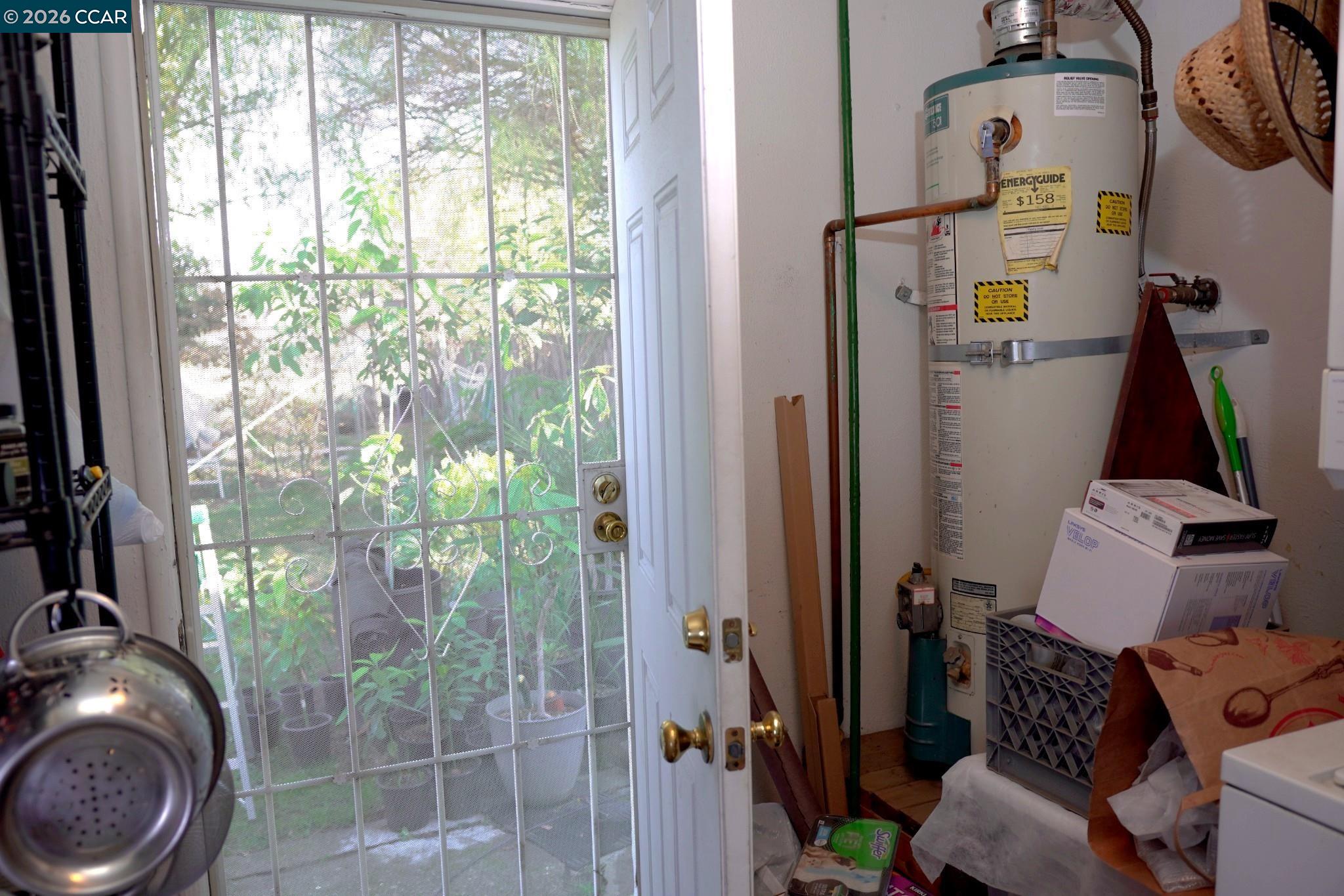 Detail Gallery Image 40 of 42 For 3704 San Rafael, Stockton,  CA 95204 - 2 Beds | 1 Baths