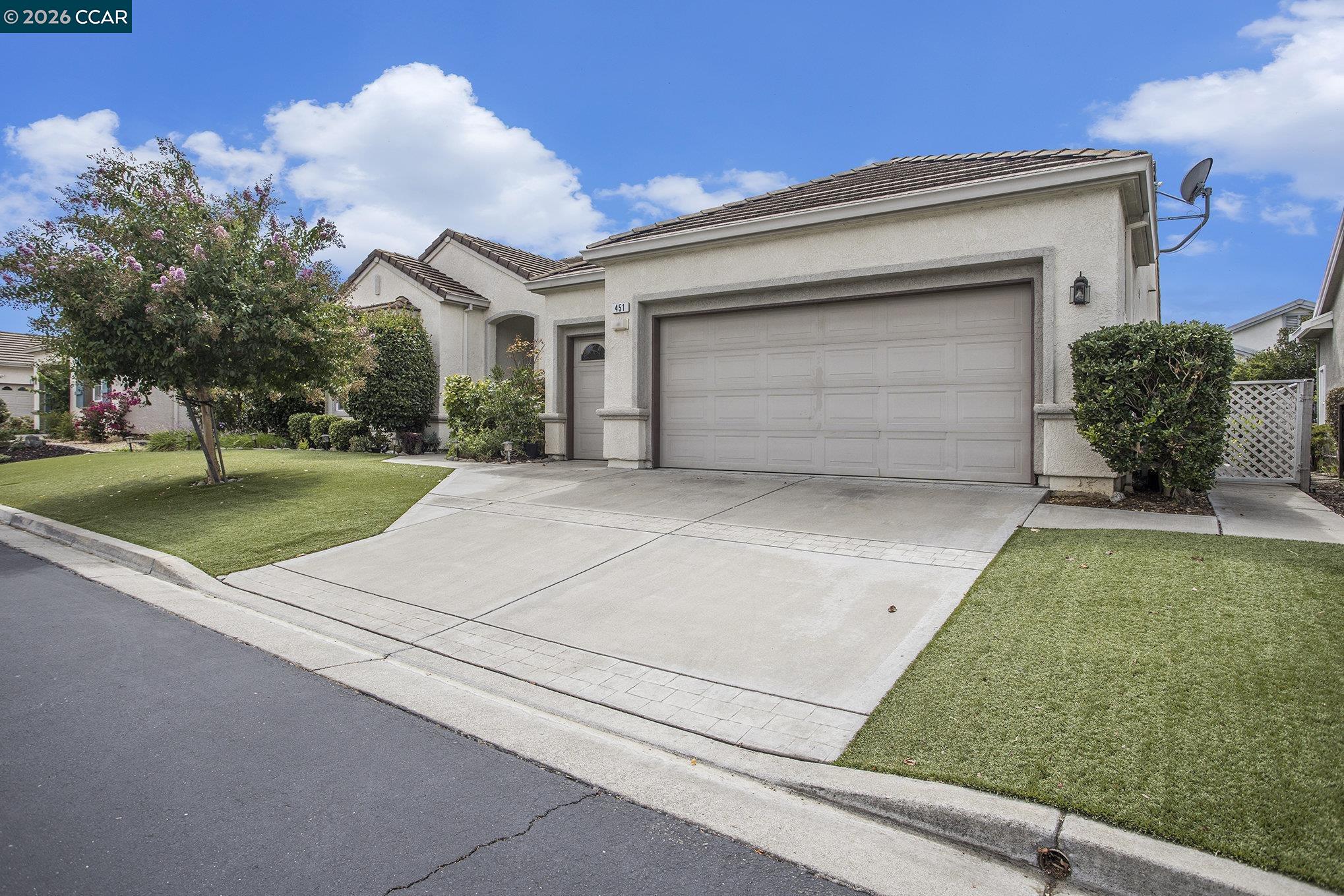 Detail Gallery Image 4 of 34 For 451 Tayberry Ln, Brentwood,  CA 94513 - 2 Beds | 2/1 Baths