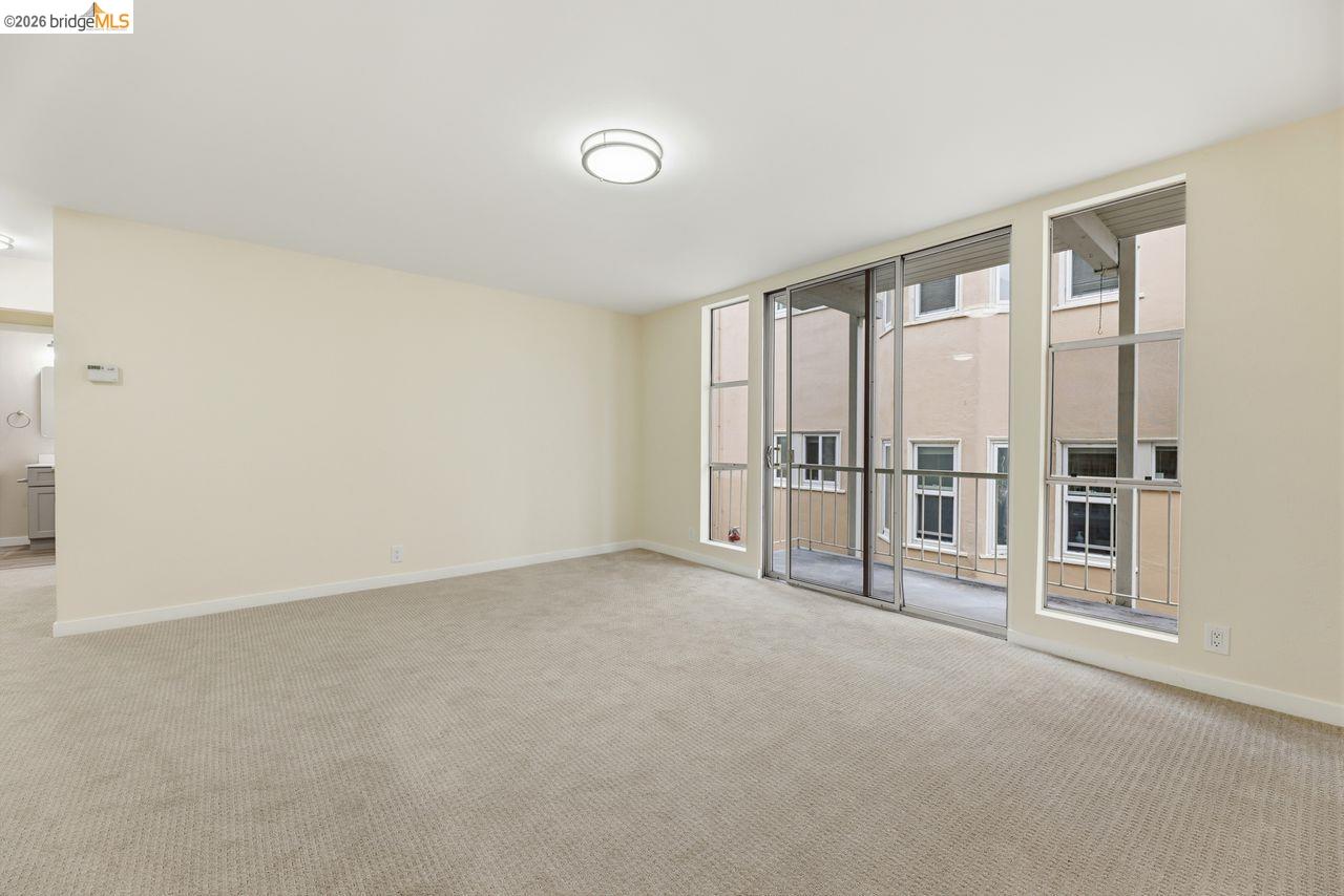 Photo #23: 41129901 Listing: Photo #23