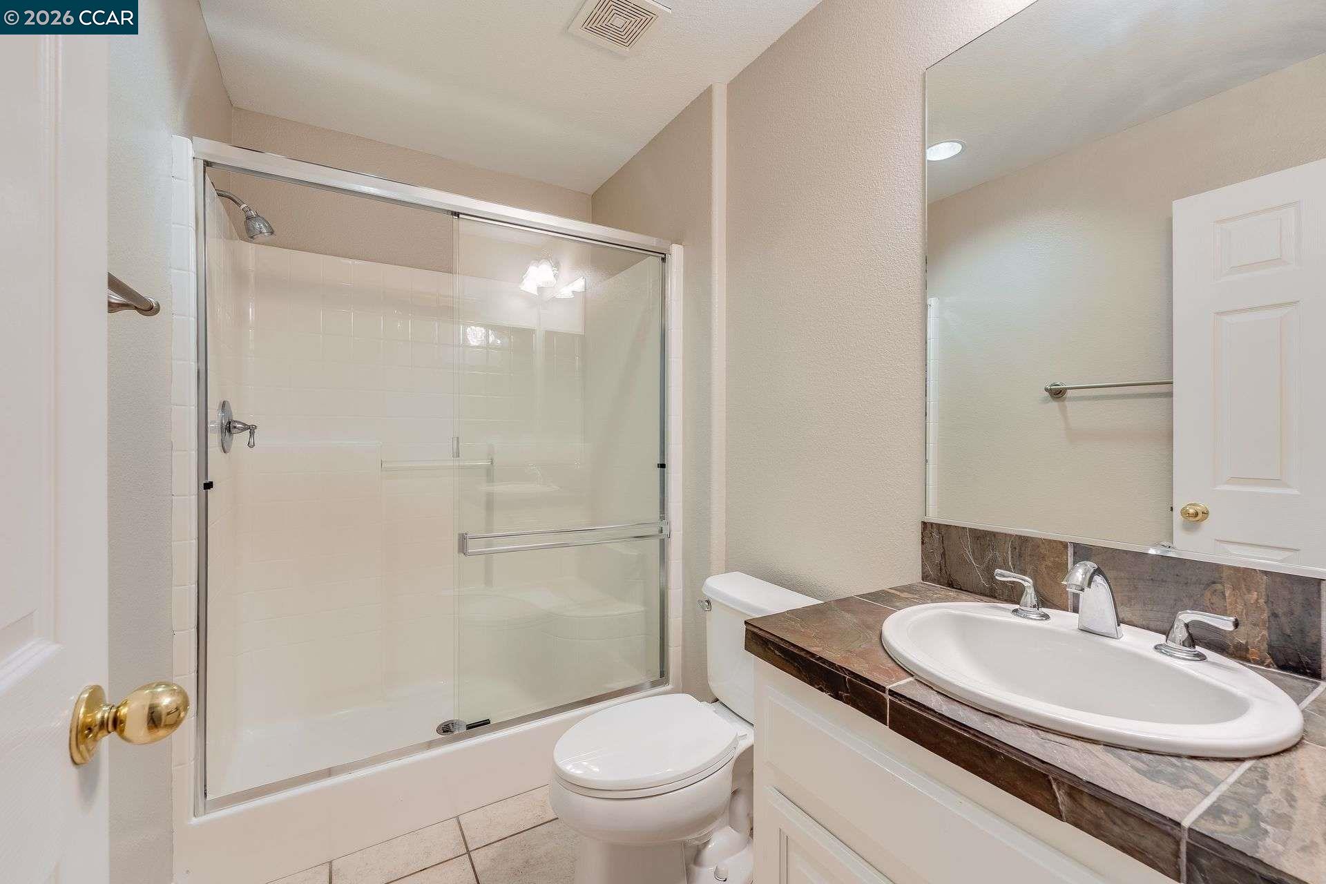 Detail Gallery Image 18 of 40 For 2500 Vallecito Way, Antioch,  CA 94531 - 5 Beds | 3 Baths