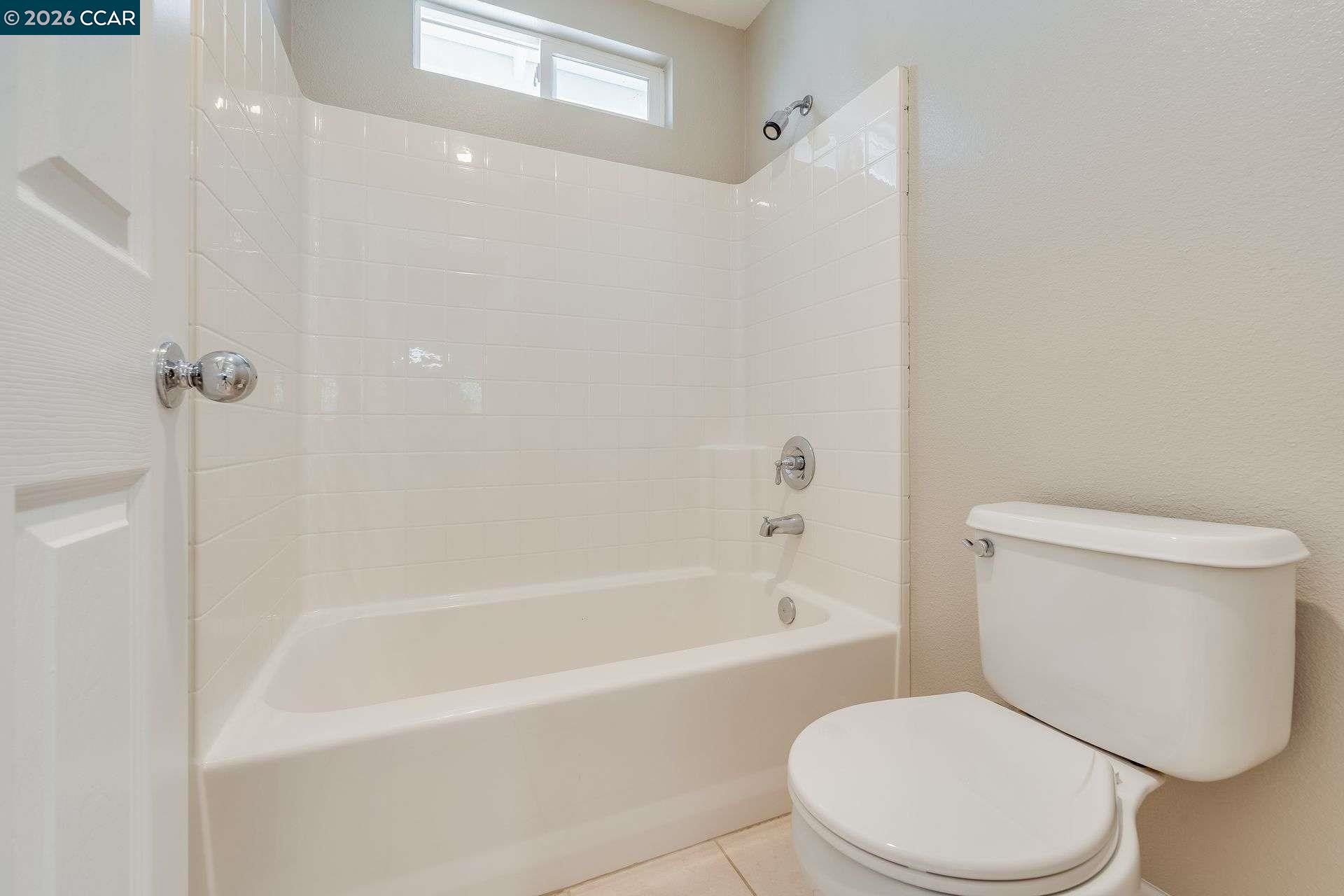 Detail Gallery Image 29 of 40 For 2500 Vallecito Way, Antioch,  CA 94531 - 5 Beds | 3 Baths