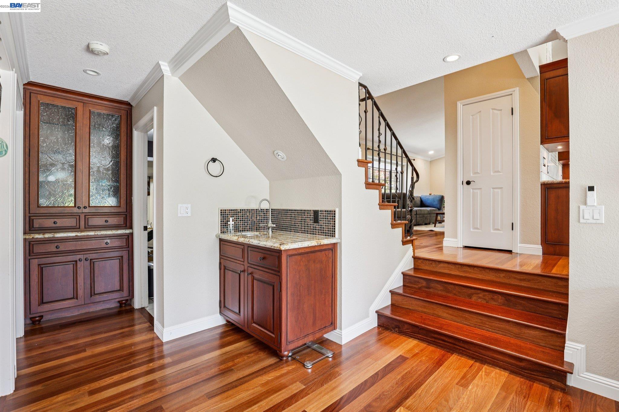 Detail Gallery Image 17 of 68 For 1095 Canyon Hills Rd, San Ramon,  CA 94582 - 4 Beds | 3 Baths