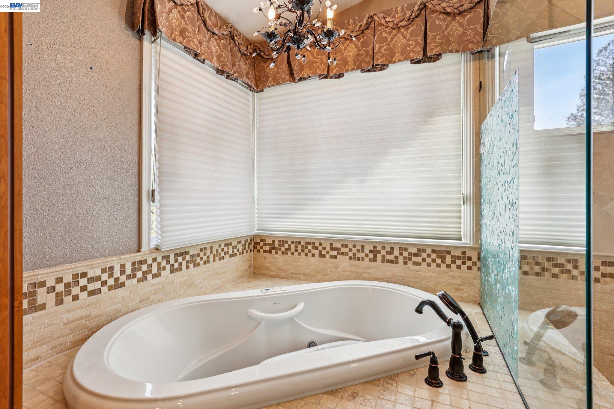 Detail Gallery Image 27 of 68 For 1095 Canyon Hills Rd, San Ramon,  CA 94582 - 4 Beds | 3 Baths