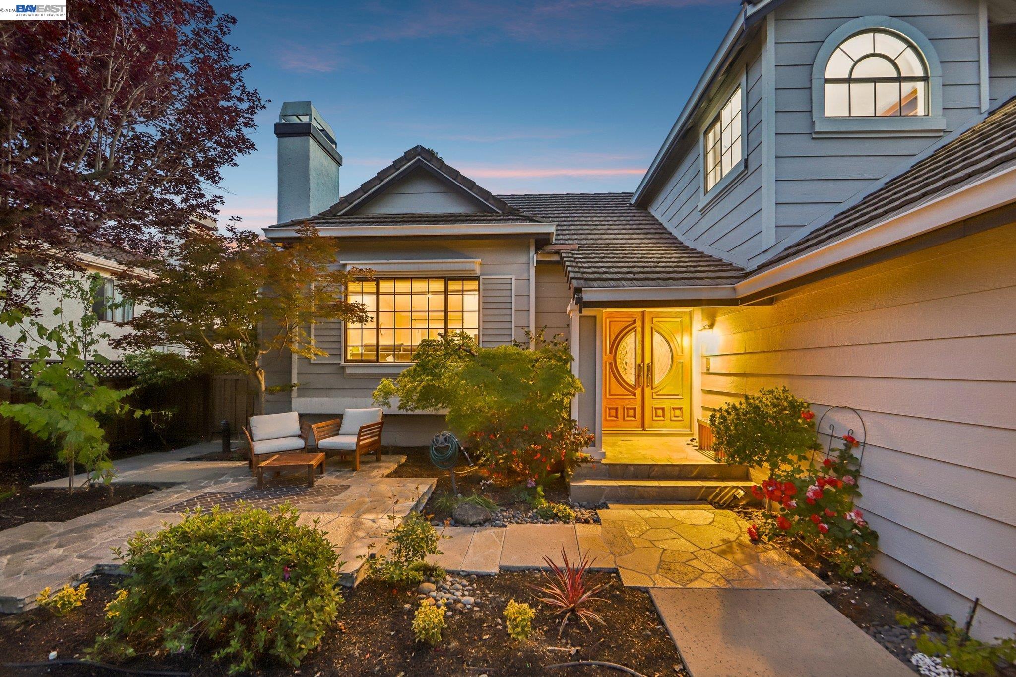 Detail Gallery Image 4 of 68 For 1095 Canyon Hills Rd, San Ramon,  CA 94582 - 4 Beds | 3 Baths