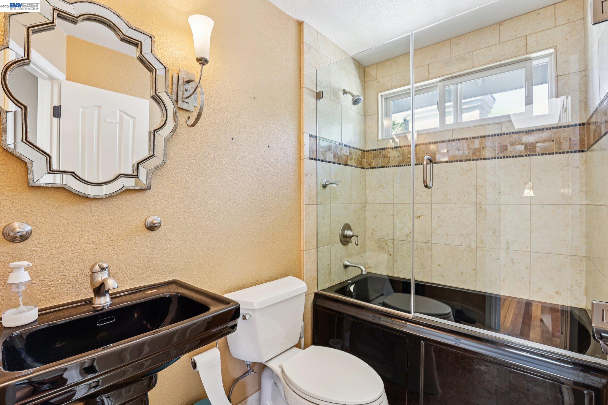 Detail Gallery Image 32 of 68 For 1095 Canyon Hills Rd, San Ramon,  CA 94582 - 4 Beds | 3 Baths