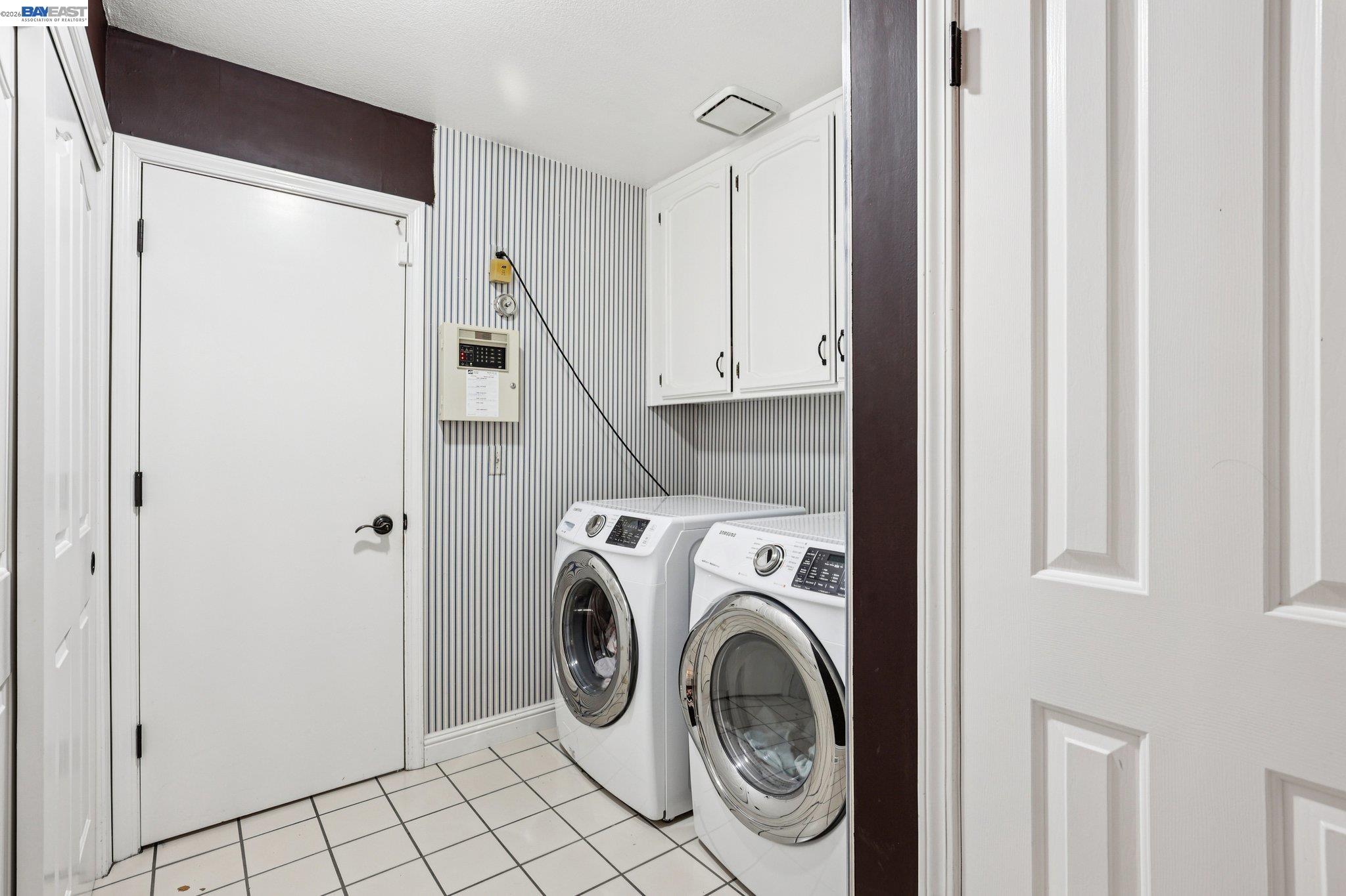 Detail Gallery Image 33 of 68 For 1095 Canyon Hills Rd, San Ramon,  CA 94582 - 4 Beds | 3 Baths