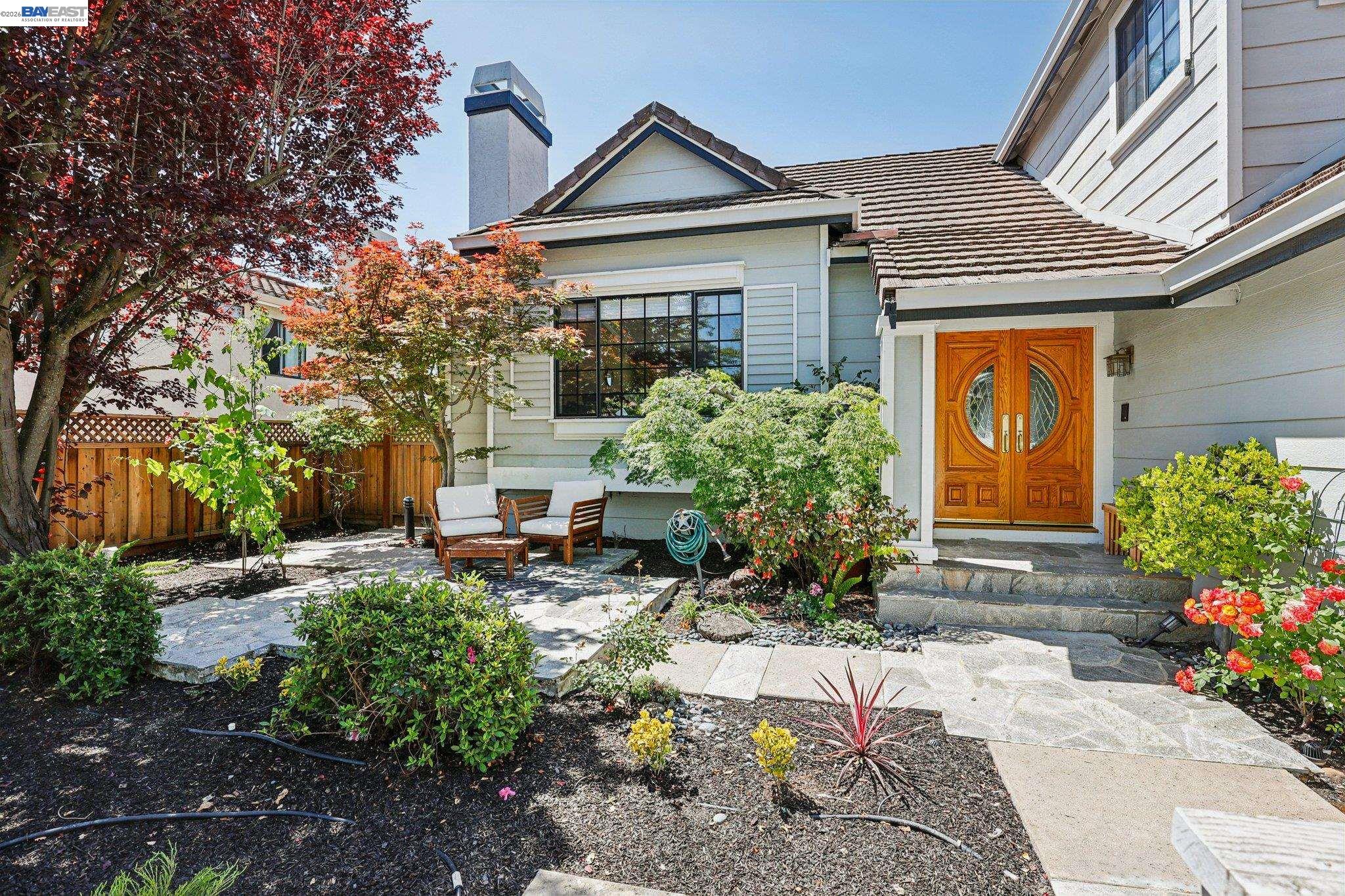 Detail Gallery Image 8 of 68 For 1095 Canyon Hills Rd, San Ramon,  CA 94582 - 4 Beds | 3 Baths