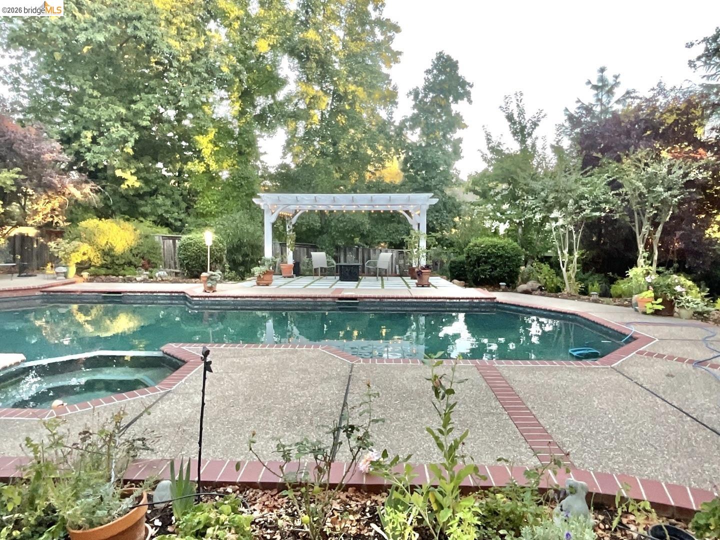 Detail Gallery Image 25 of 37 For 4127 Kilt Cir, El Dorado Hills,  CA 95762 - 5 Beds | 4/1 Baths