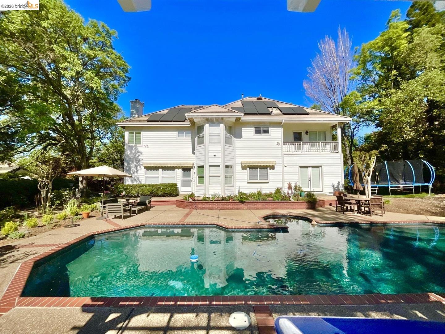 Detail Gallery Image 33 of 37 For 4127 Kilt Cir, El Dorado Hills,  CA 95762 - 5 Beds | 4/1 Baths