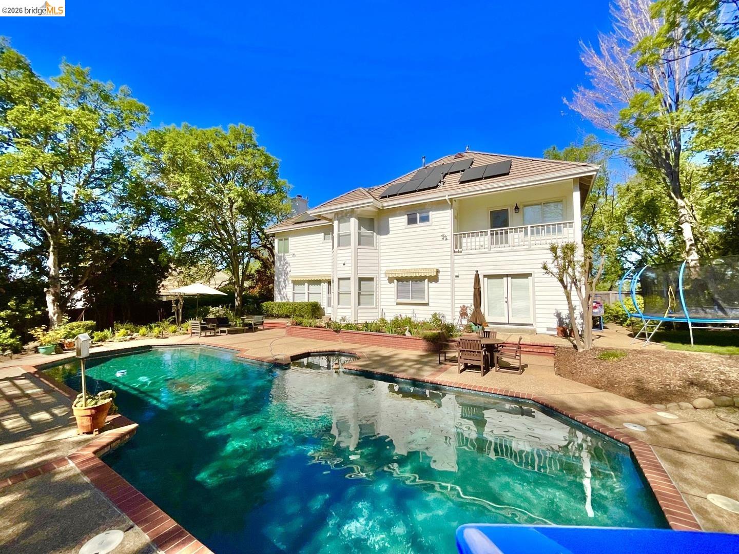 Detail Gallery Image 34 of 37 For 4127 Kilt Cir, El Dorado Hills,  CA 95762 - 5 Beds | 4/1 Baths