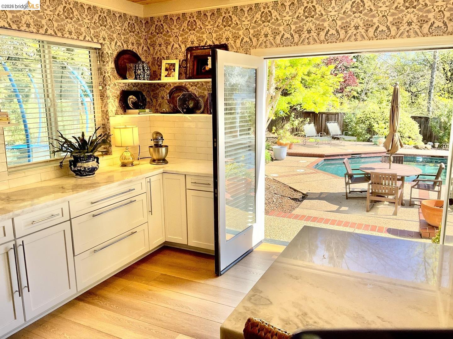 Detail Gallery Image 5 of 37 For 4127 Kilt Cir, El Dorado Hills,  CA 95762 - 5 Beds | 4/1 Baths