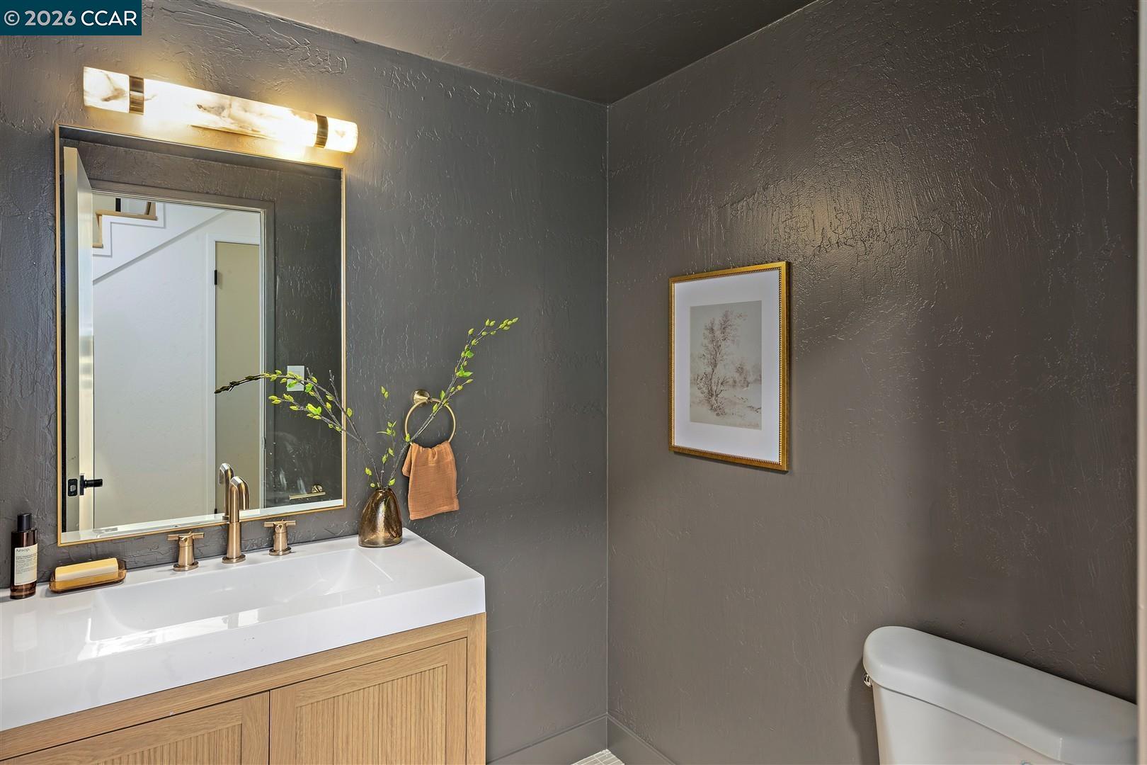 Detail Gallery Image 18 of 49 For 125 Larkwood Circle, Danville,  CA 94526 - 5 Beds | 2/1 Baths