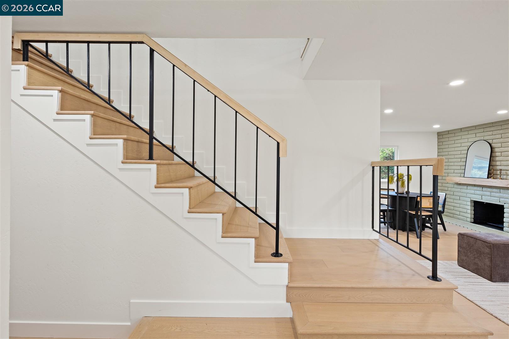 Detail Gallery Image 19 of 49 For 125 Larkwood Circle, Danville,  CA 94526 - 5 Beds | 2/1 Baths