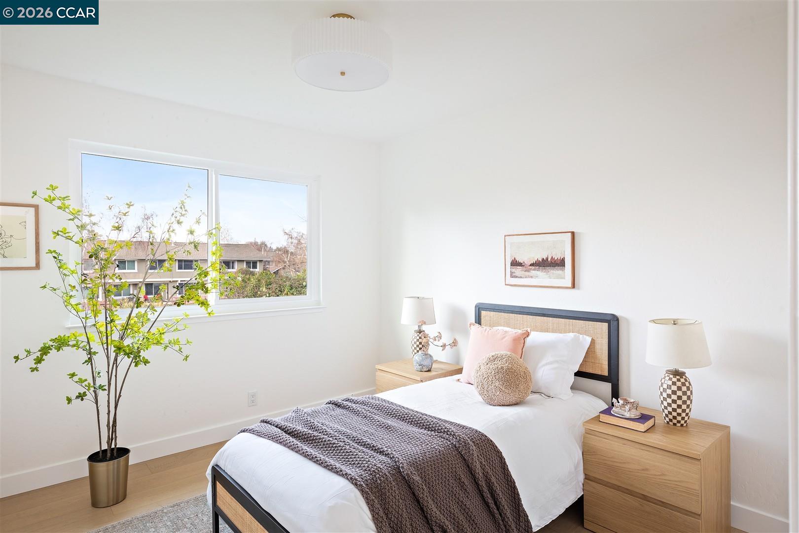 Detail Gallery Image 31 of 49 For 125 Larkwood Circle, Danville,  CA 94526 - 5 Beds | 2/1 Baths